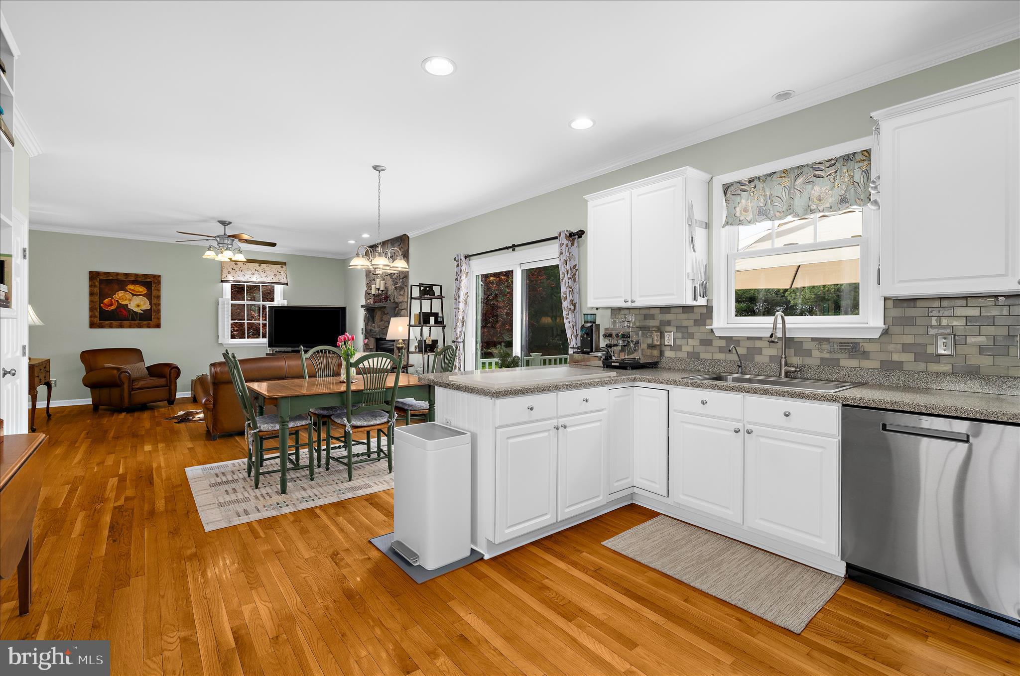 CENTREVILLE - Residential