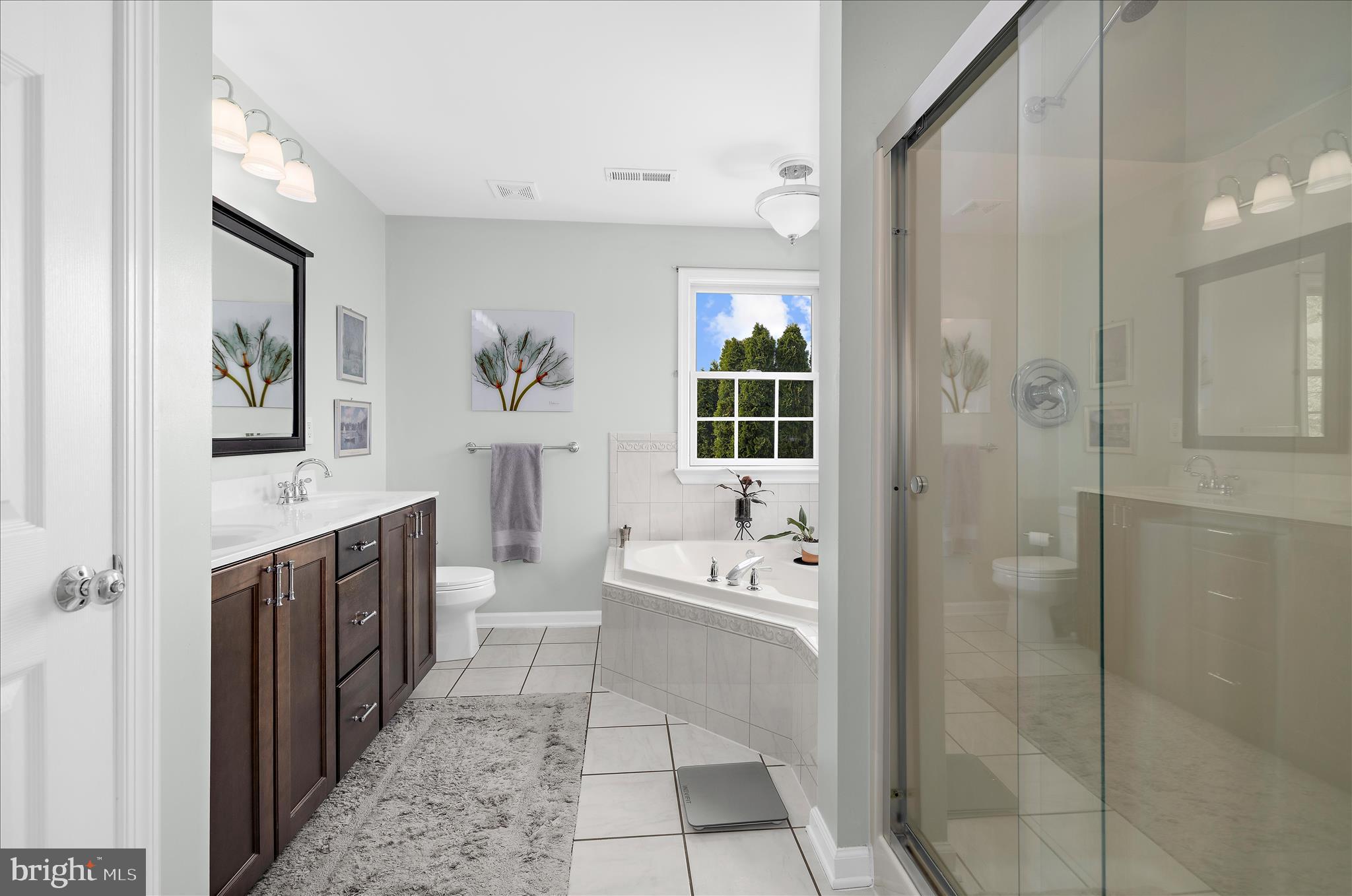 CENTREVILLE - Residential