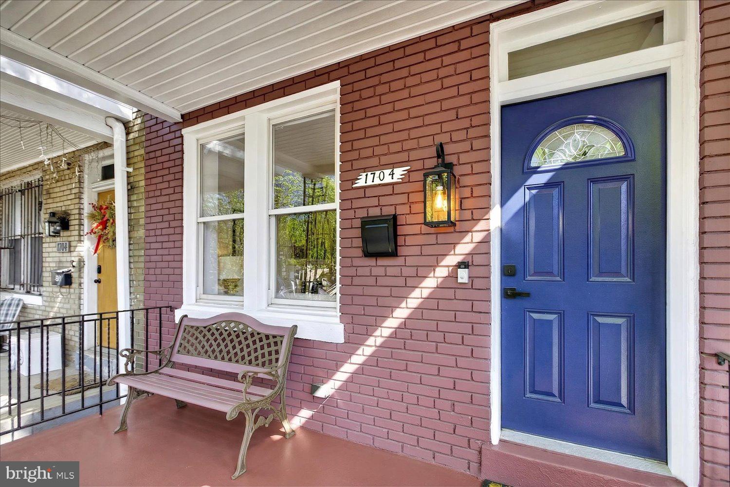1704 INDEPENDENCE AVENUE SE