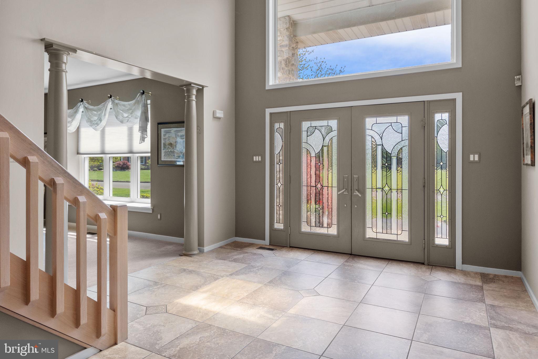 HAMPTON WOODS - Residential