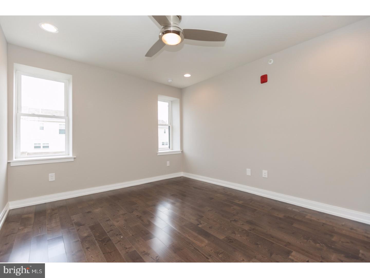 KENSINGTON - Residential