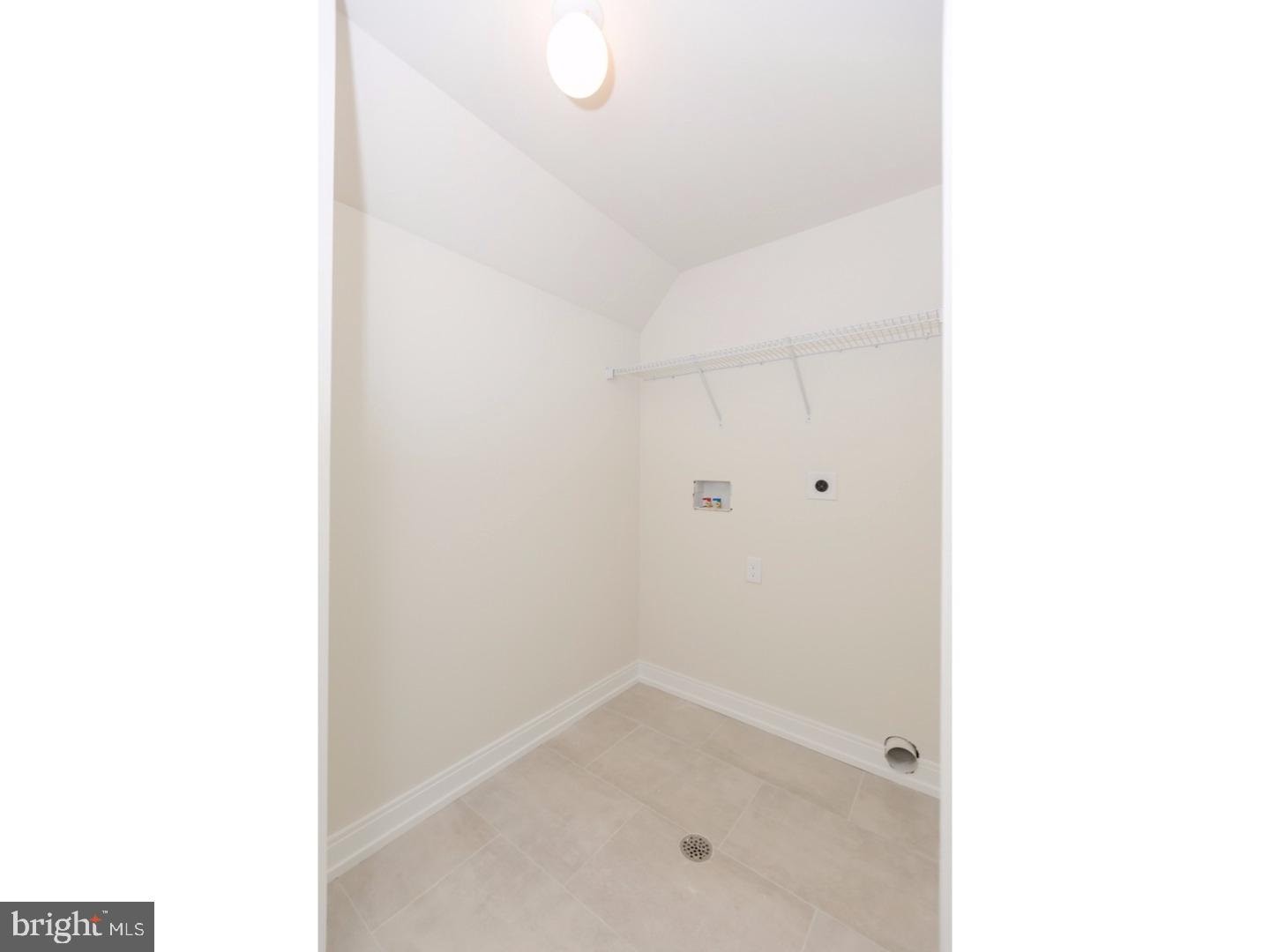 KENSINGTON - Residential