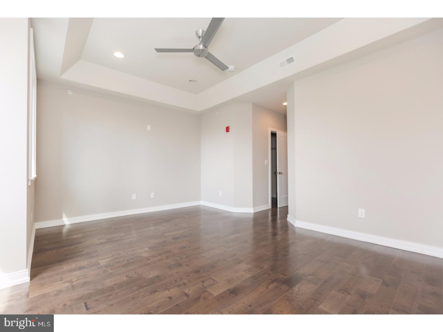 KENSINGTON - Residential