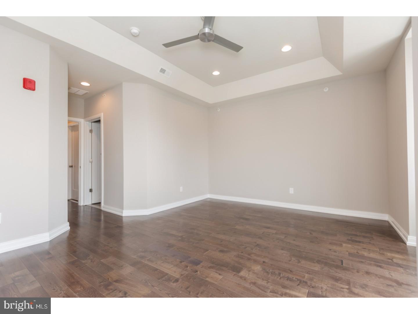 KENSINGTON - Residential