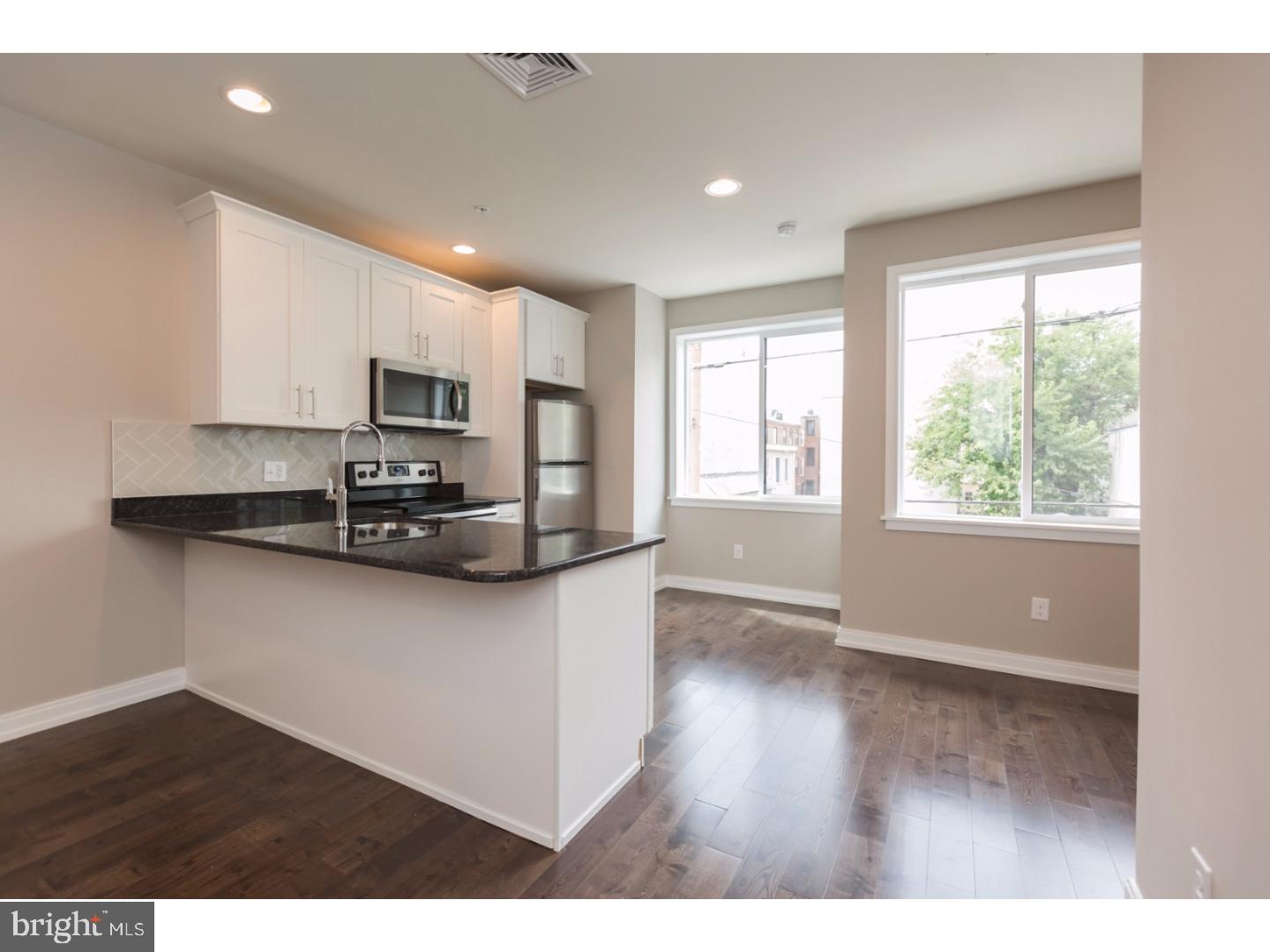 KENSINGTON - Residential