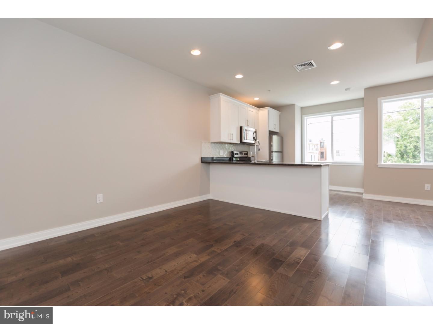 KENSINGTON - Residential