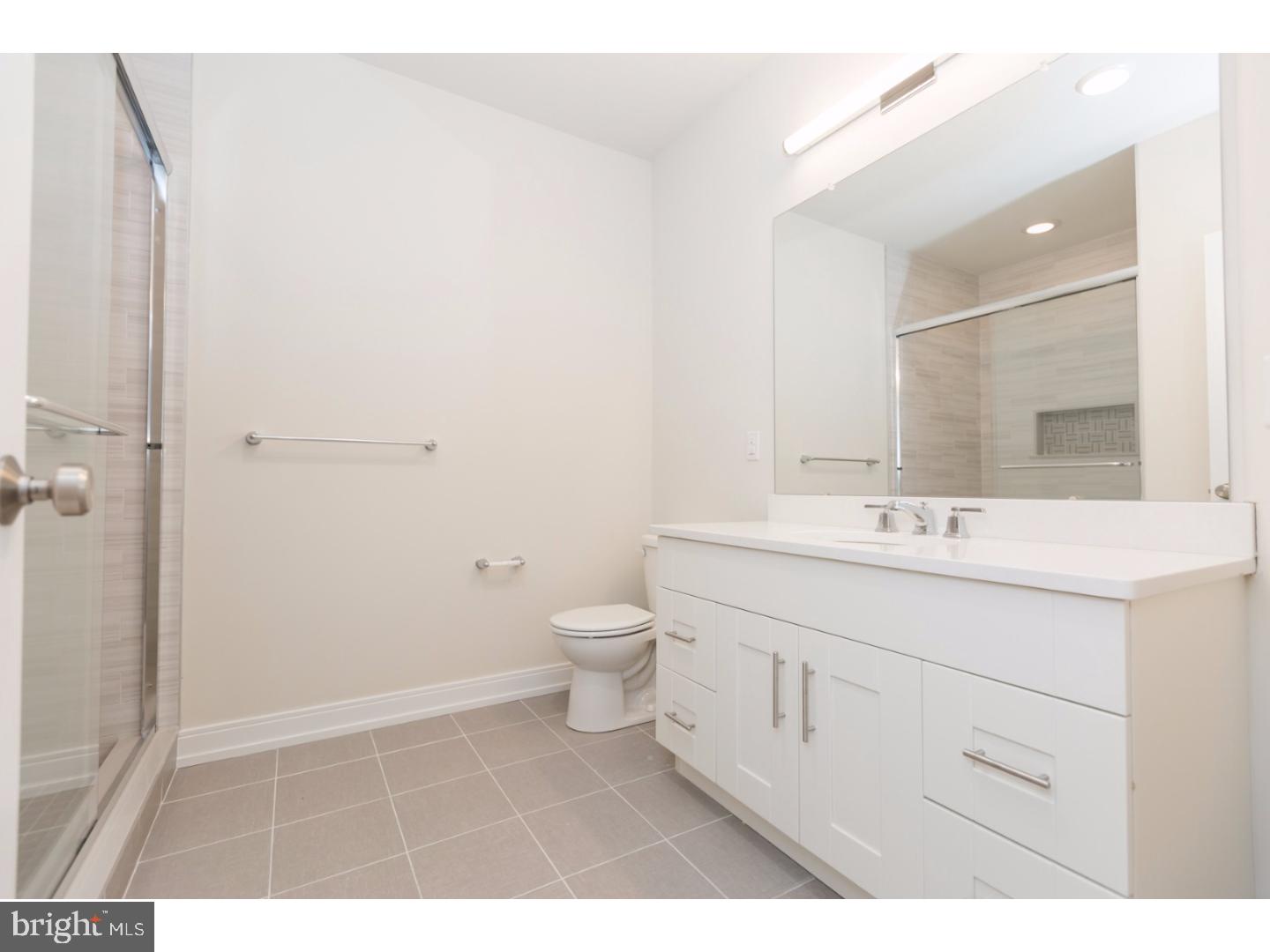 KENSINGTON - Residential