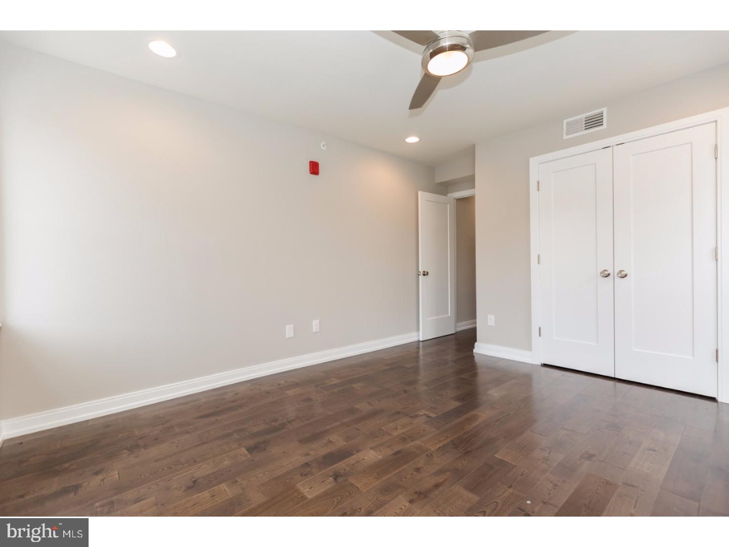 KENSINGTON - Residential