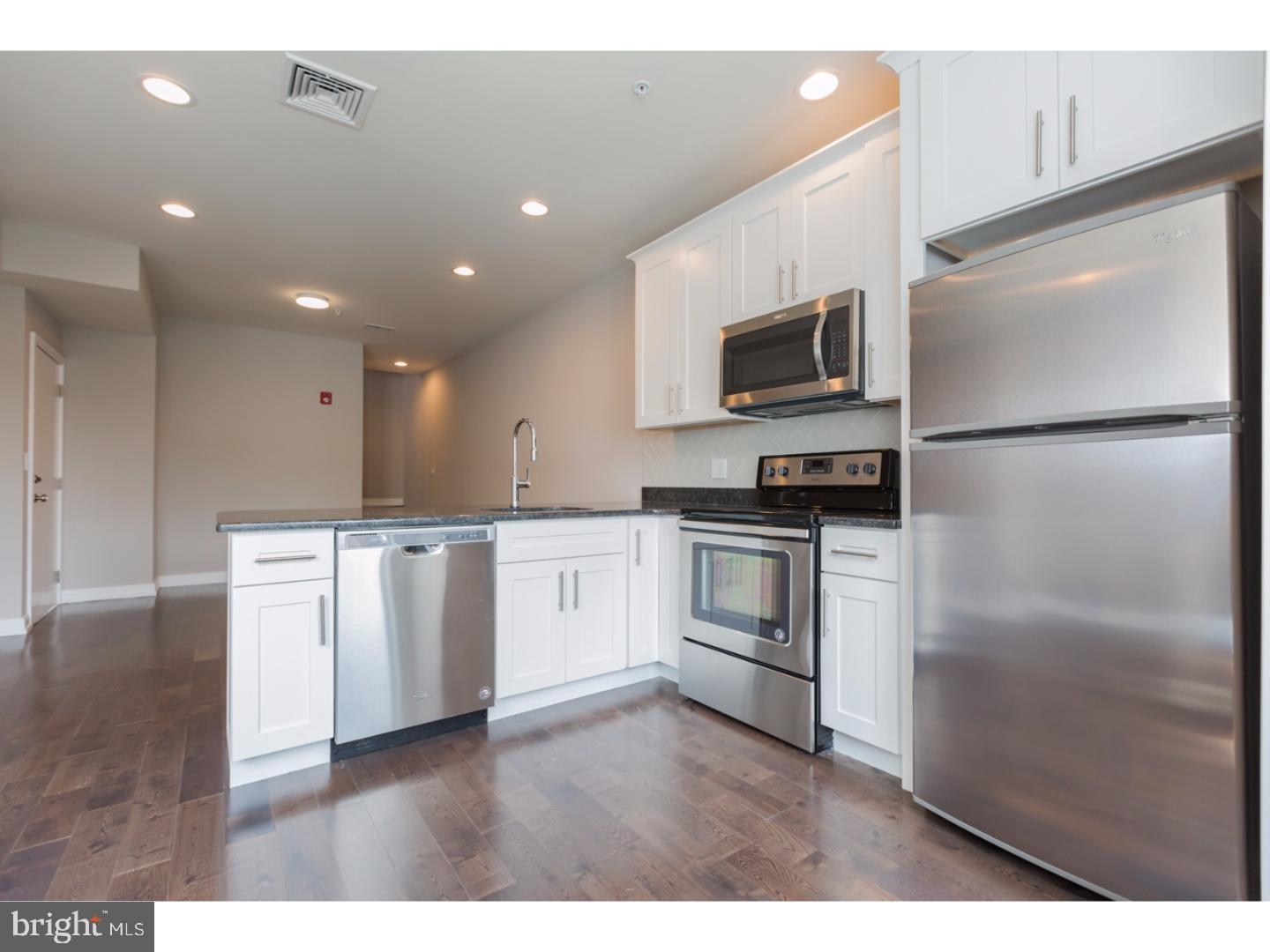 KENSINGTON - Residential