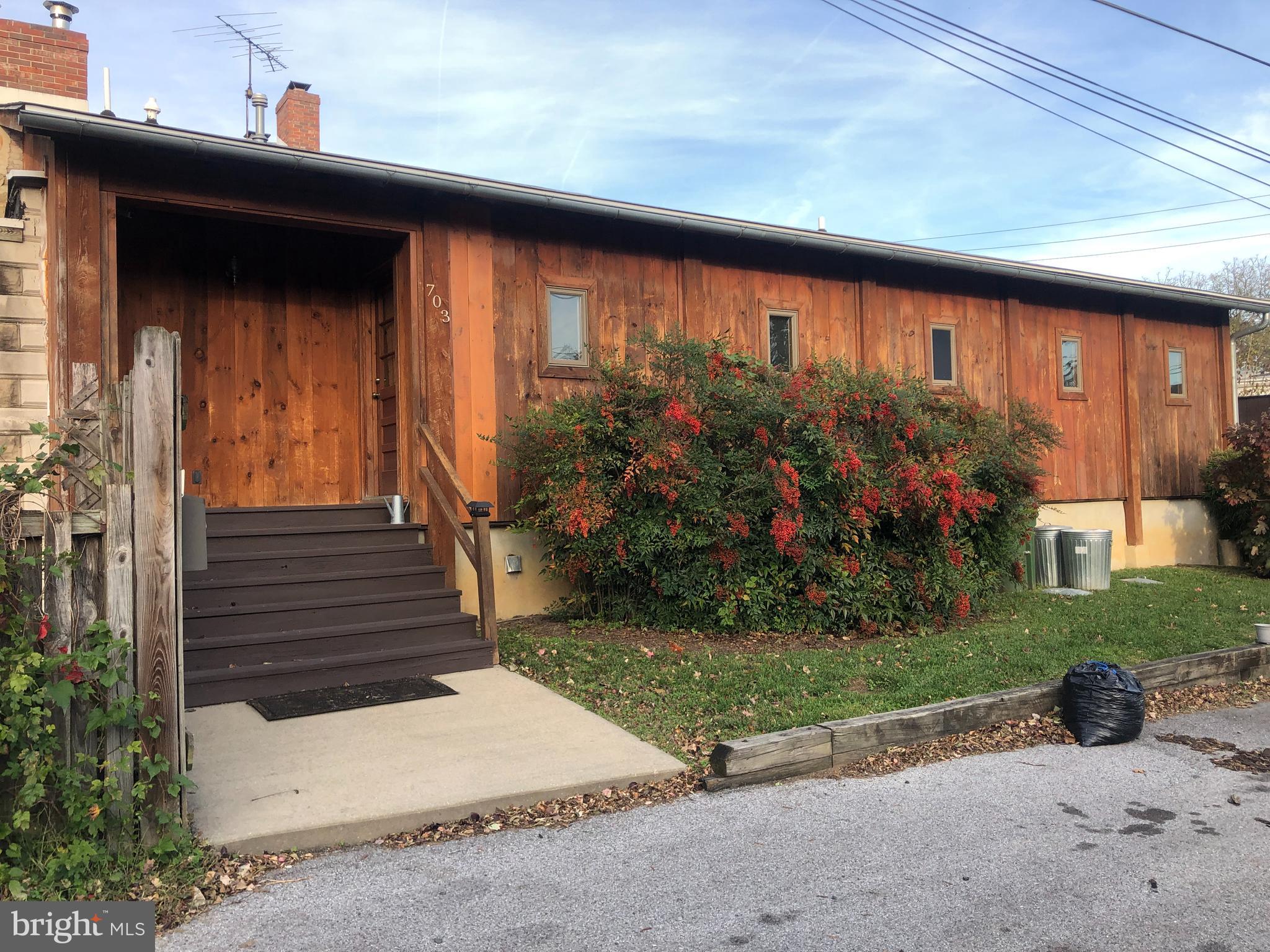 STONE HILL - Residential