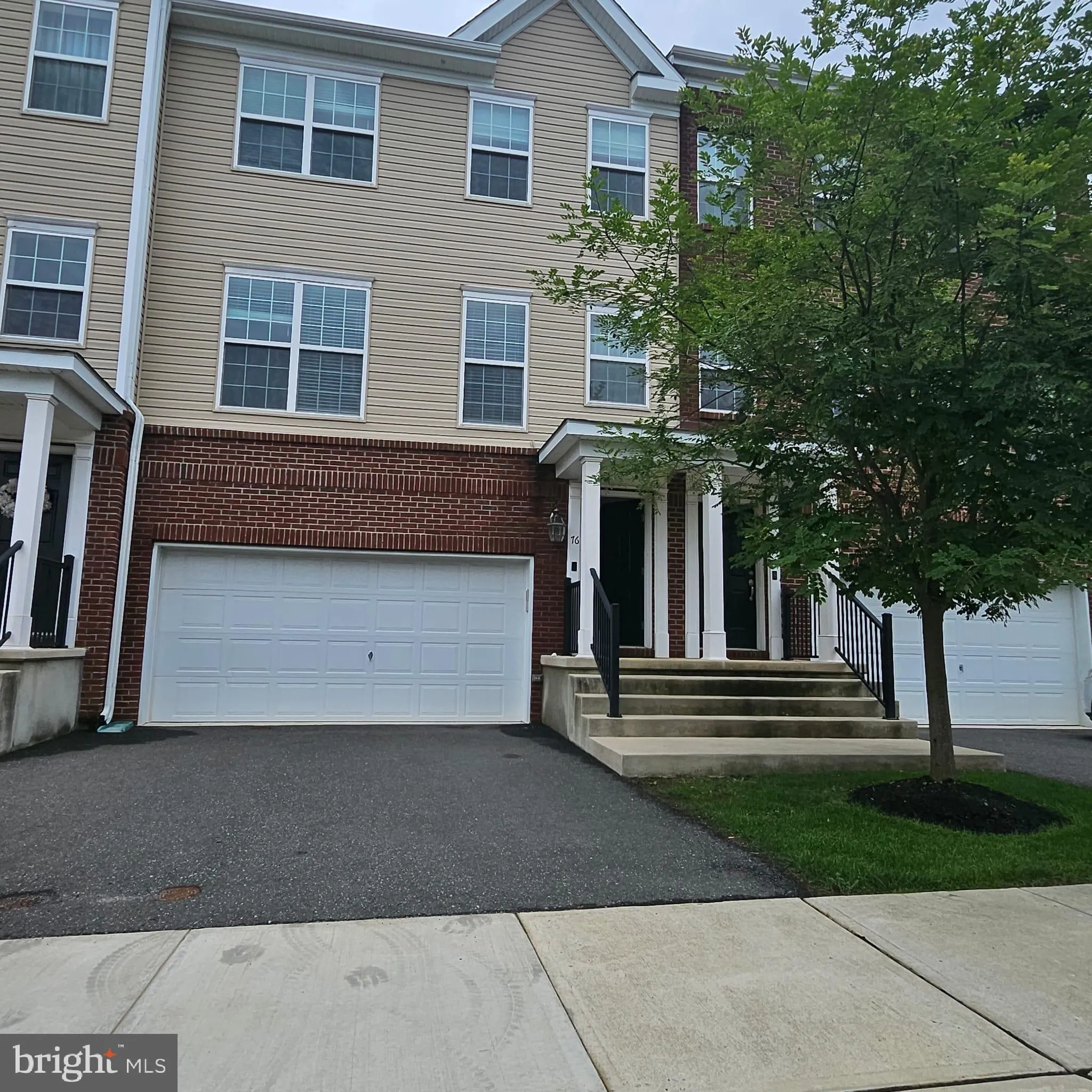 Florence, New Jersey 08518, United States, 3 Bedrooms Bedrooms, ,4 BathroomsBathrooms,Residential,Coming Soon,168938