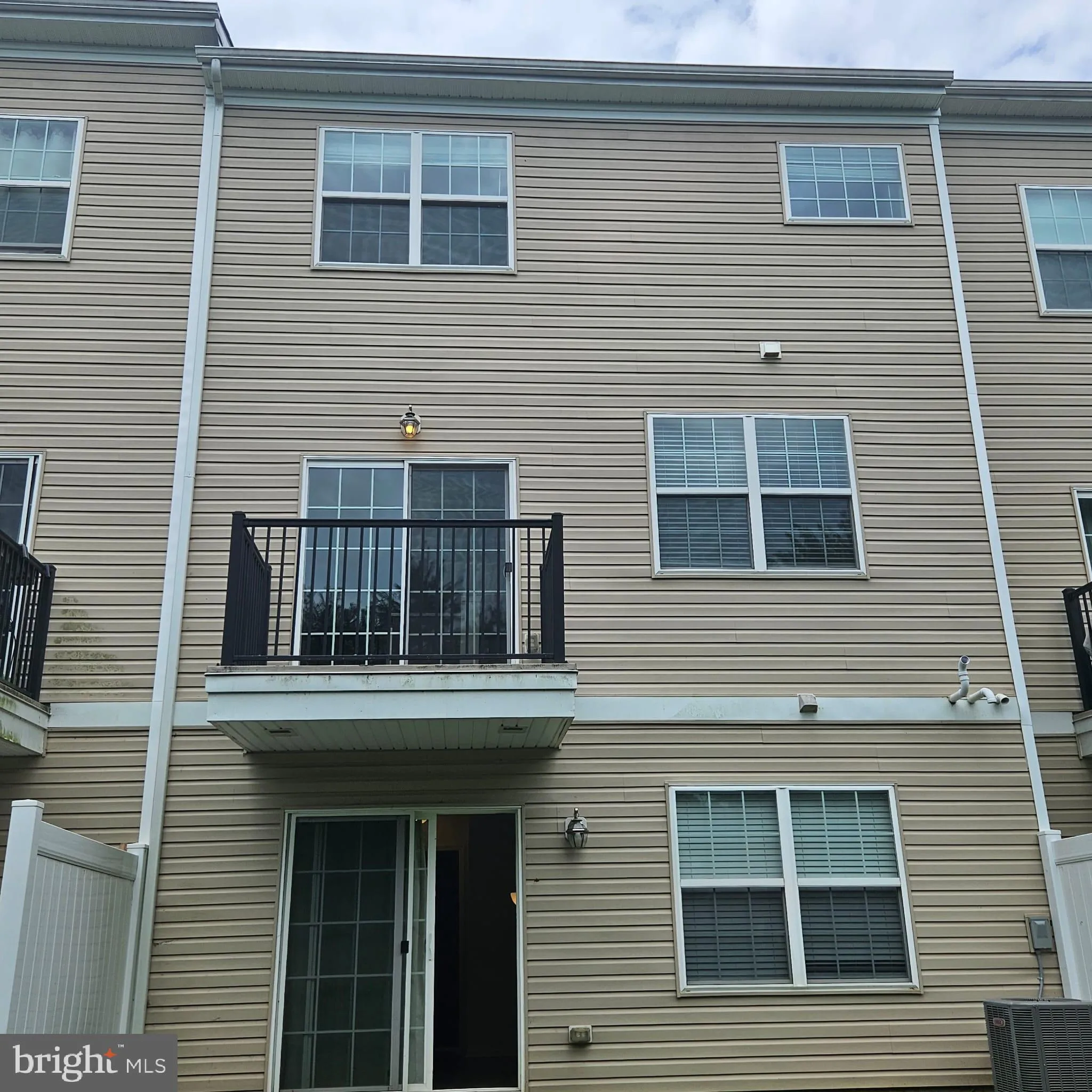 Florence, New Jersey 08518, United States, 3 Bedrooms Bedrooms, ,4 BathroomsBathrooms,Residential,Coming Soon,168938