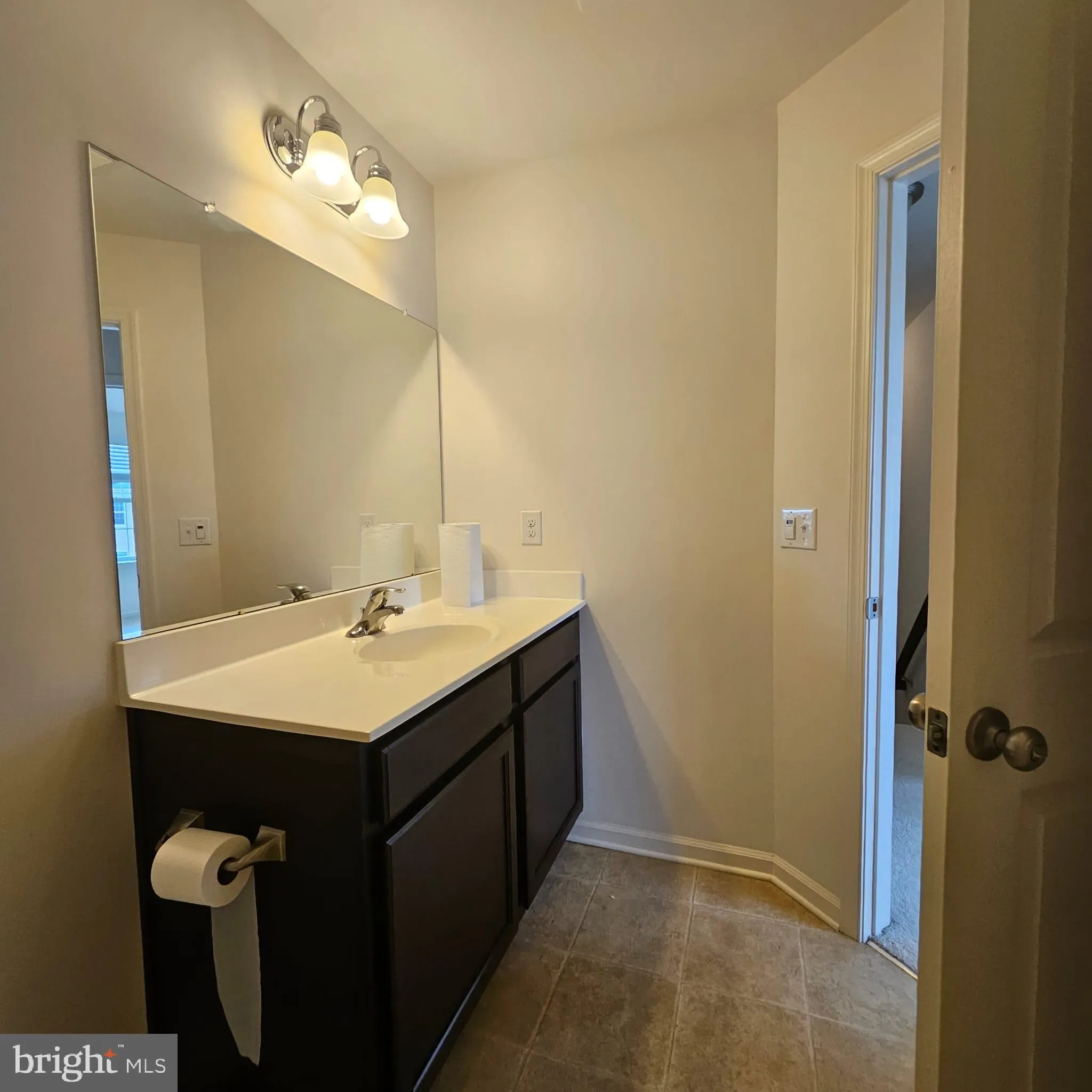 Florence, New Jersey 08518, United States, 3 Bedrooms Bedrooms, ,4 BathroomsBathrooms,Residential,Coming Soon,168938