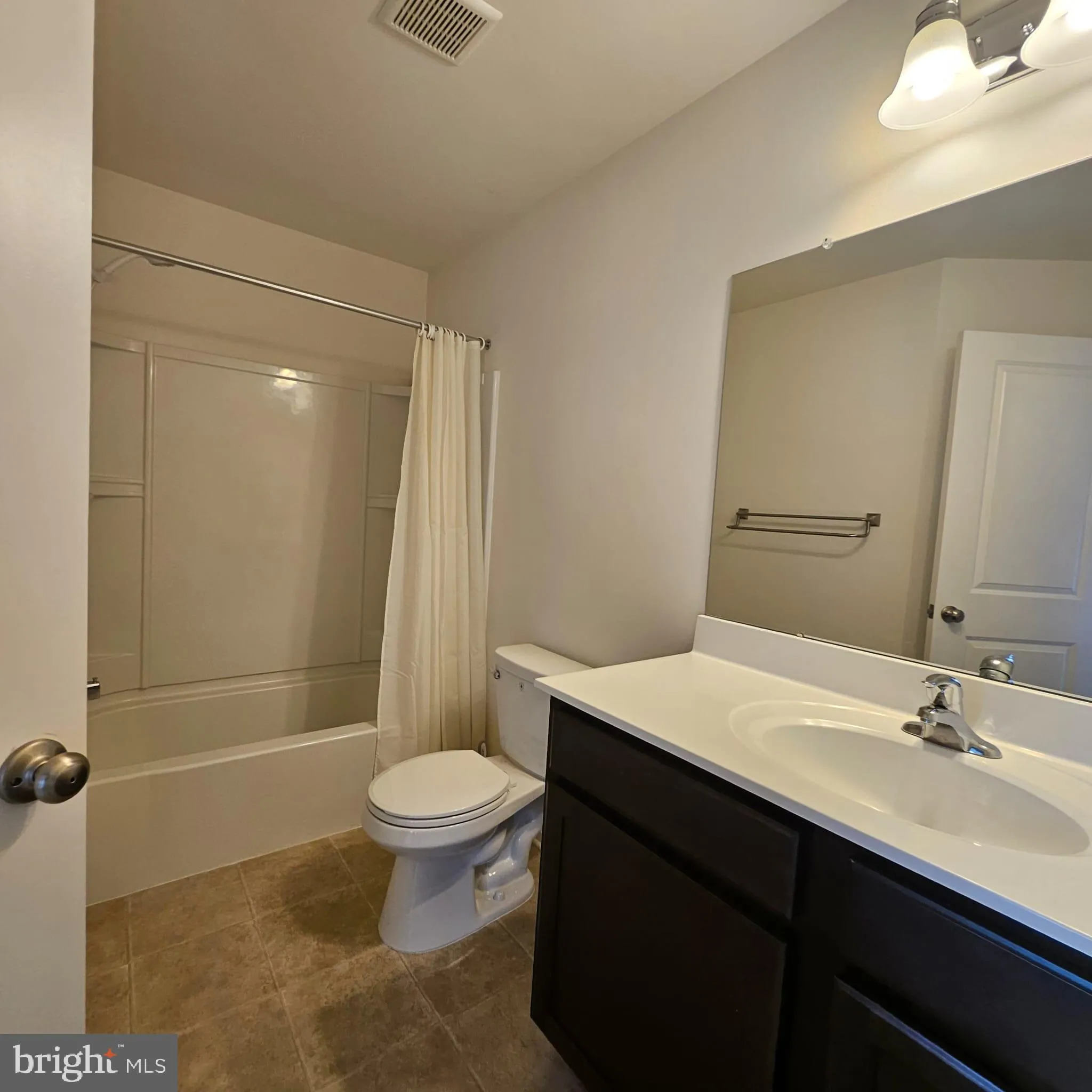 Florence, New Jersey 08518, United States, 3 Bedrooms Bedrooms, ,4 BathroomsBathrooms,Residential,Coming Soon,168938