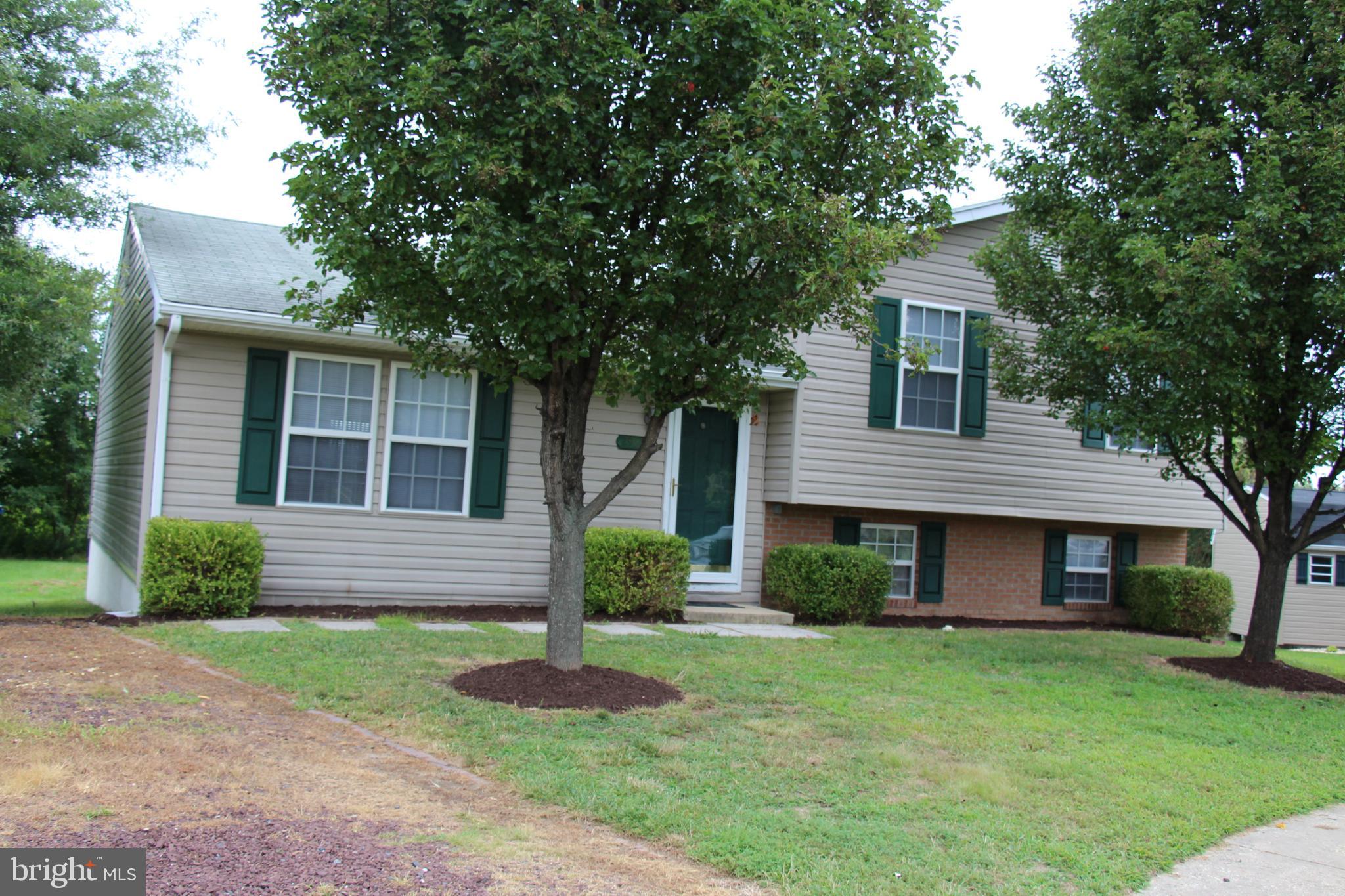 GOLTON - Residential Lease