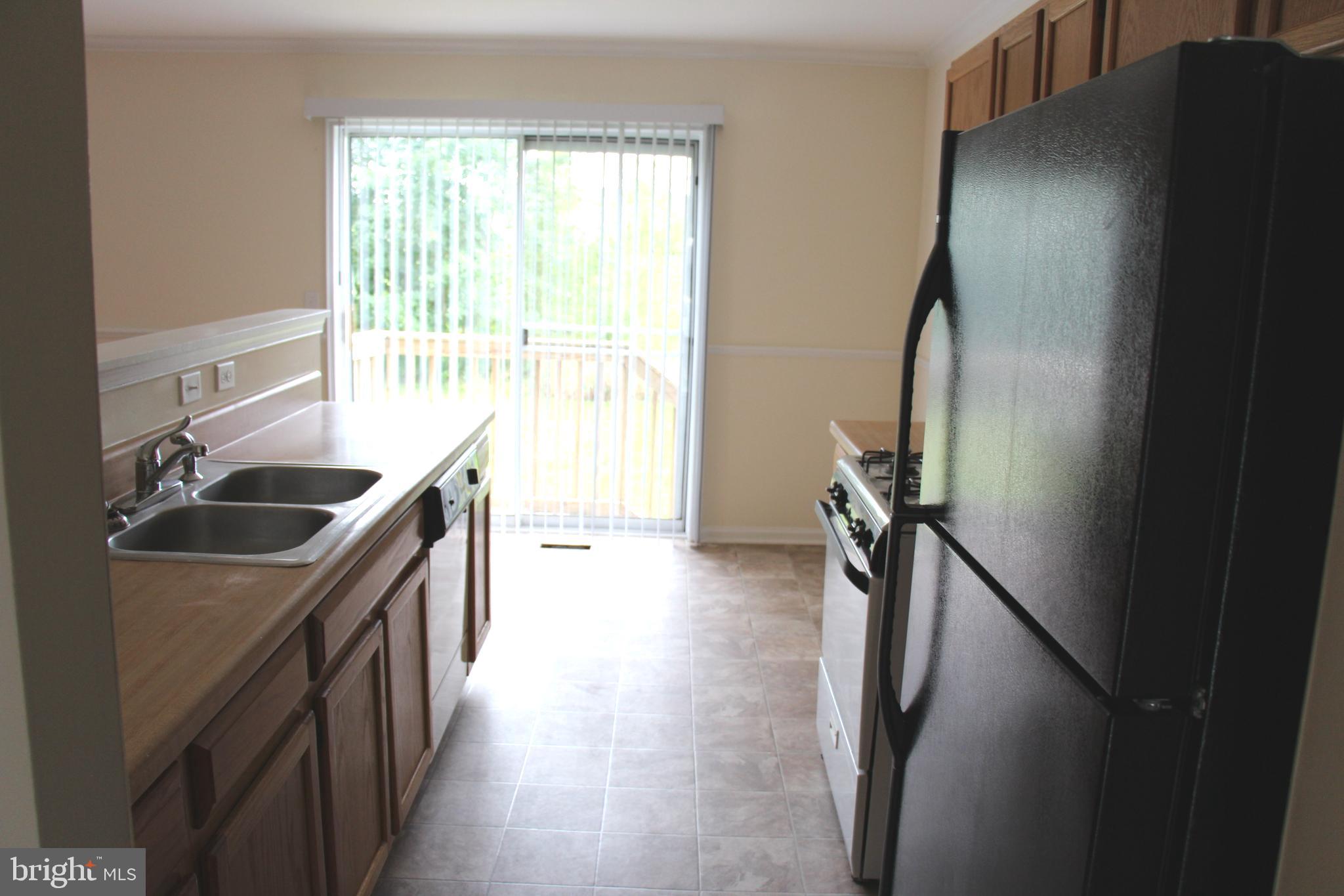 GOLTON - Residential Lease