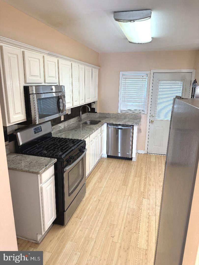 2110 WESTFIELD AVENUE