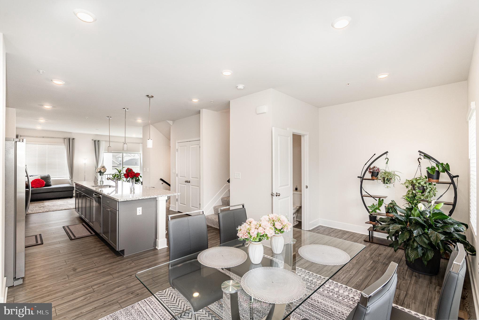 ST CHARLES - Residential Lease