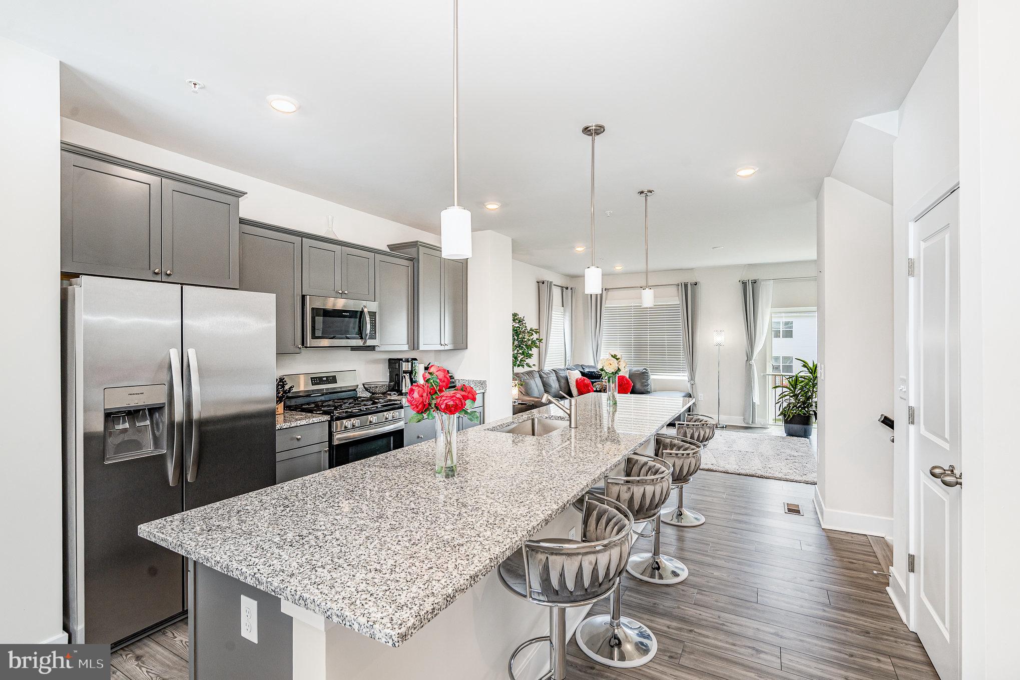 ST CHARLES - Residential Lease