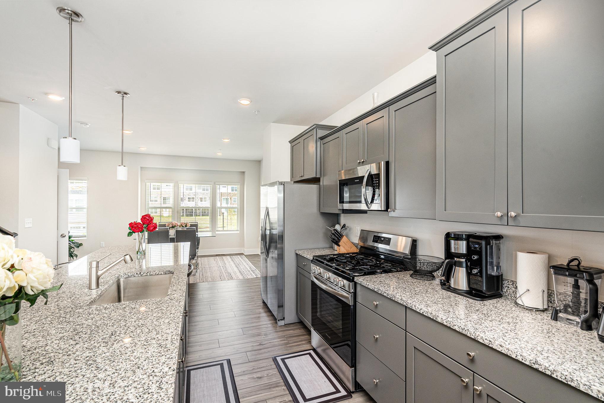 ST CHARLES - Residential Lease