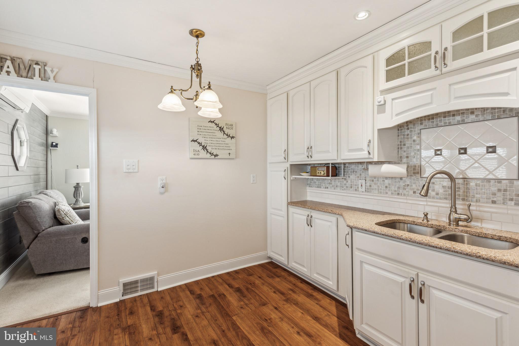 SOMERTON - Residential