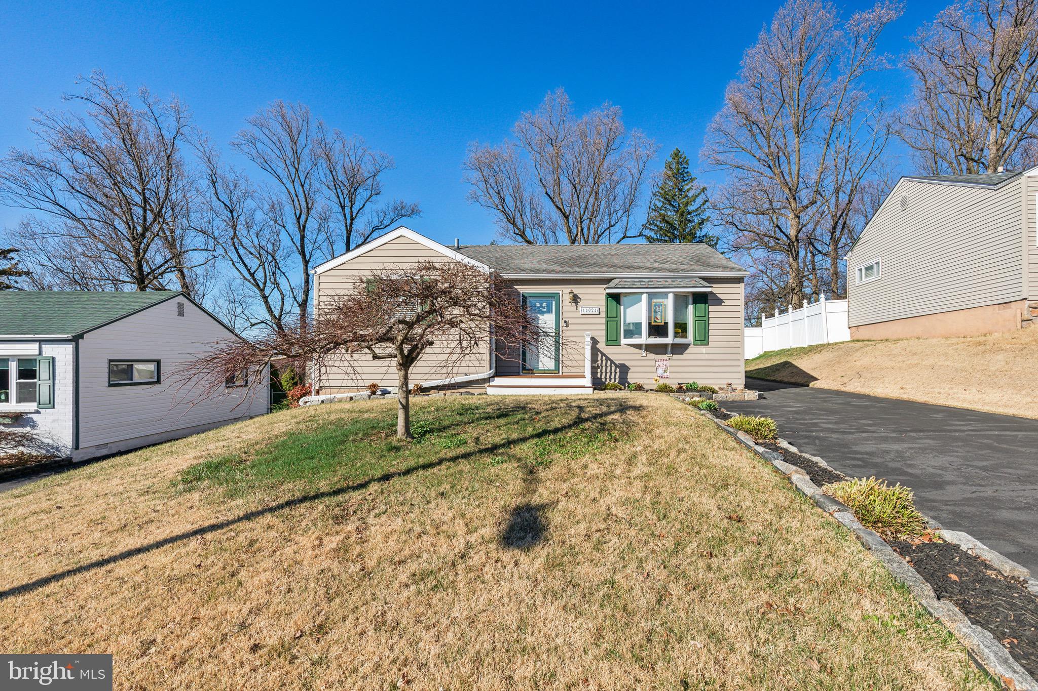 SOMERTON - Residential