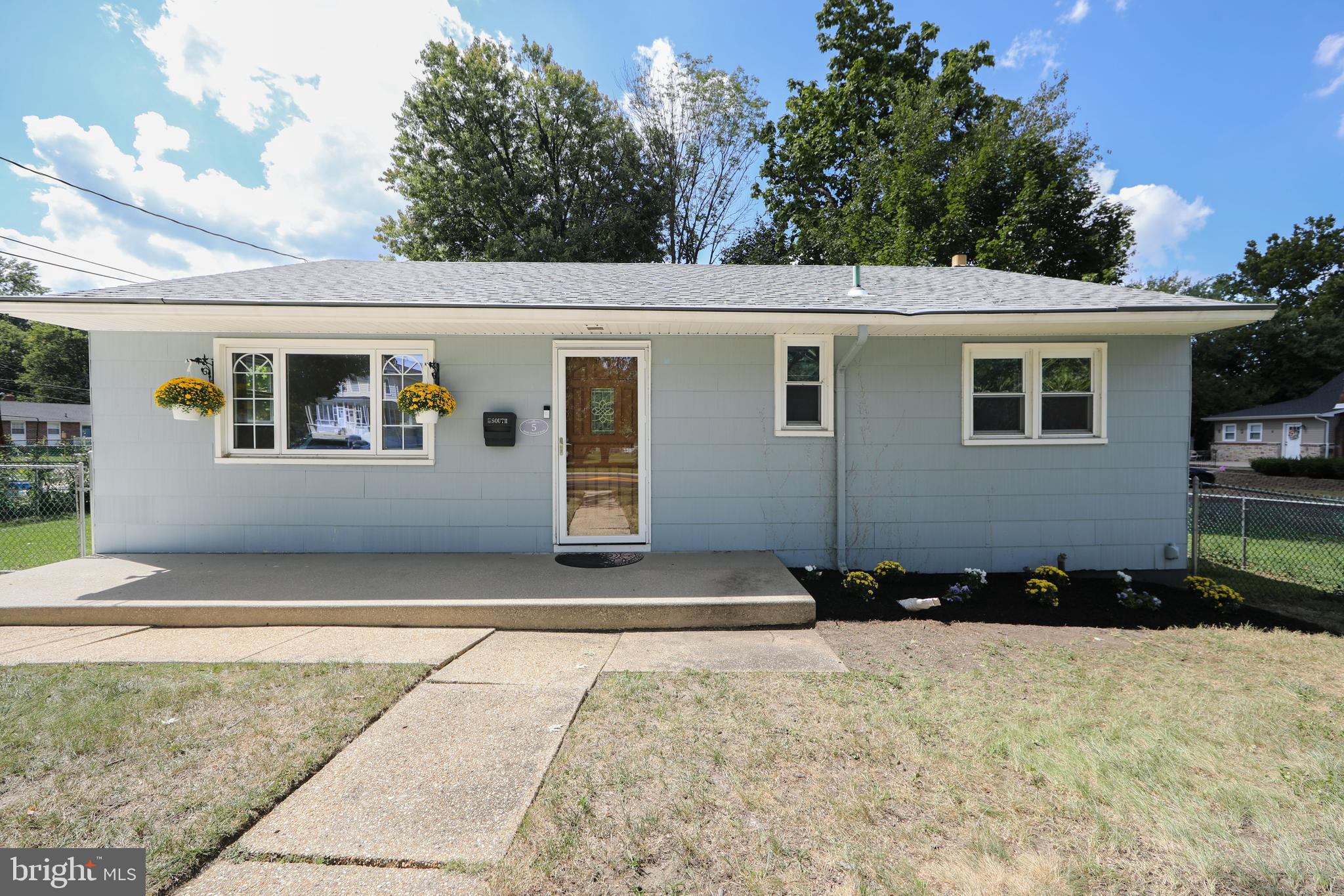 5 S WARWICK ROAD