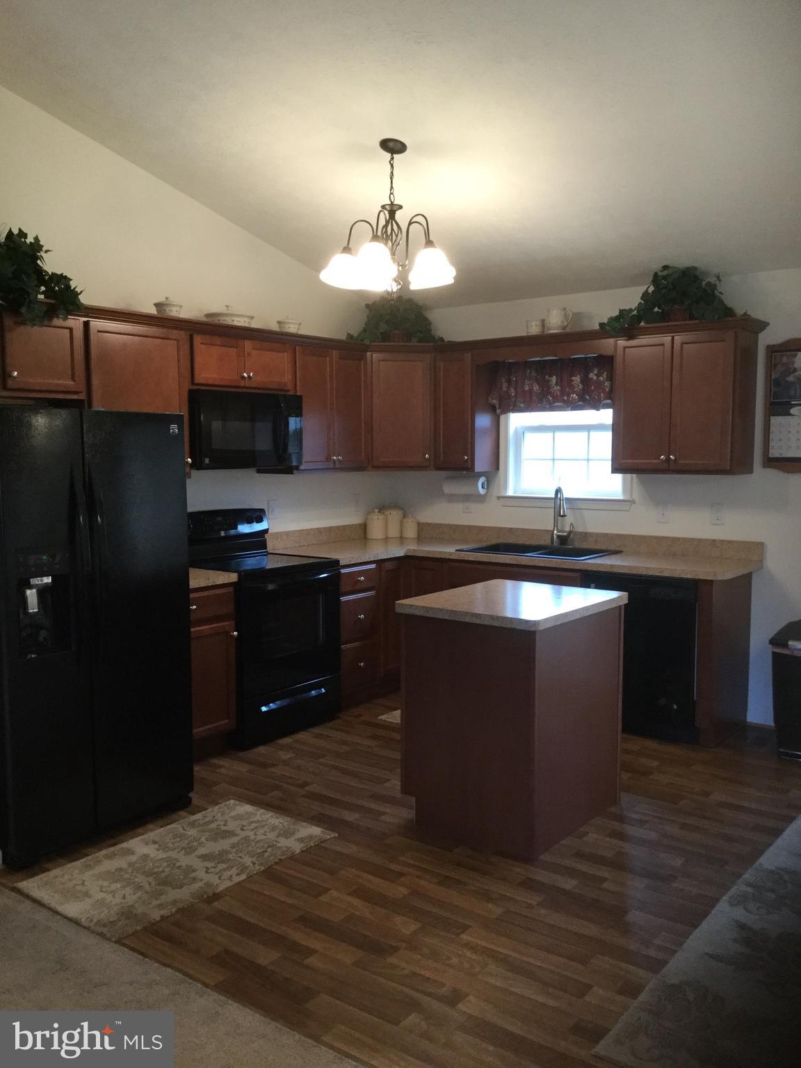 ROYAL VIEW ESTATES - Residential