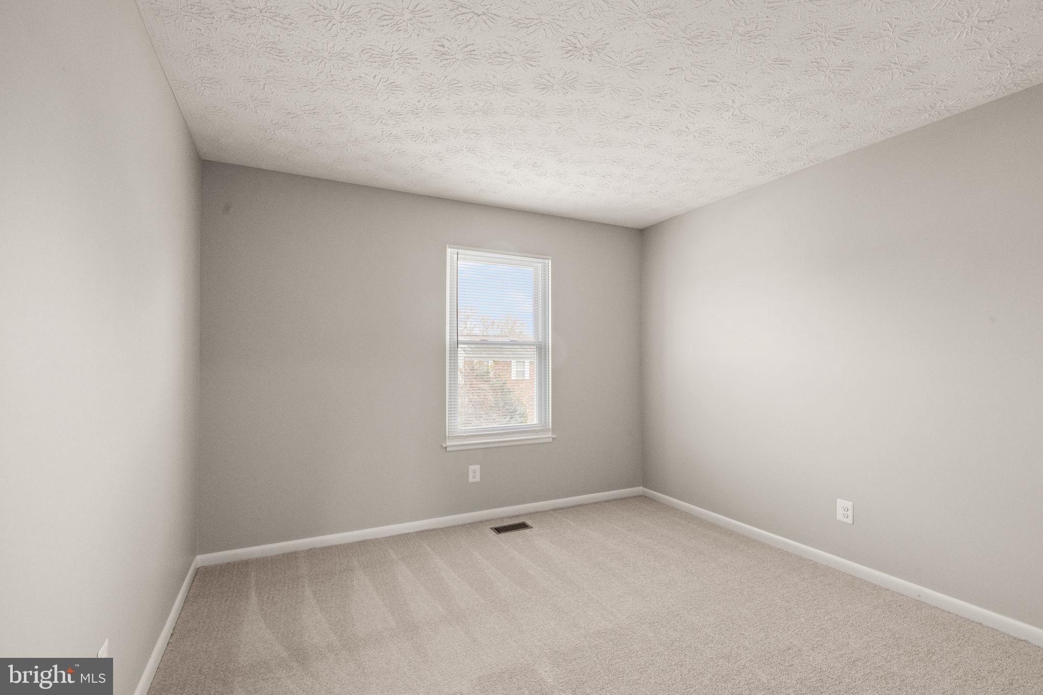 WEST SHORE - Residential