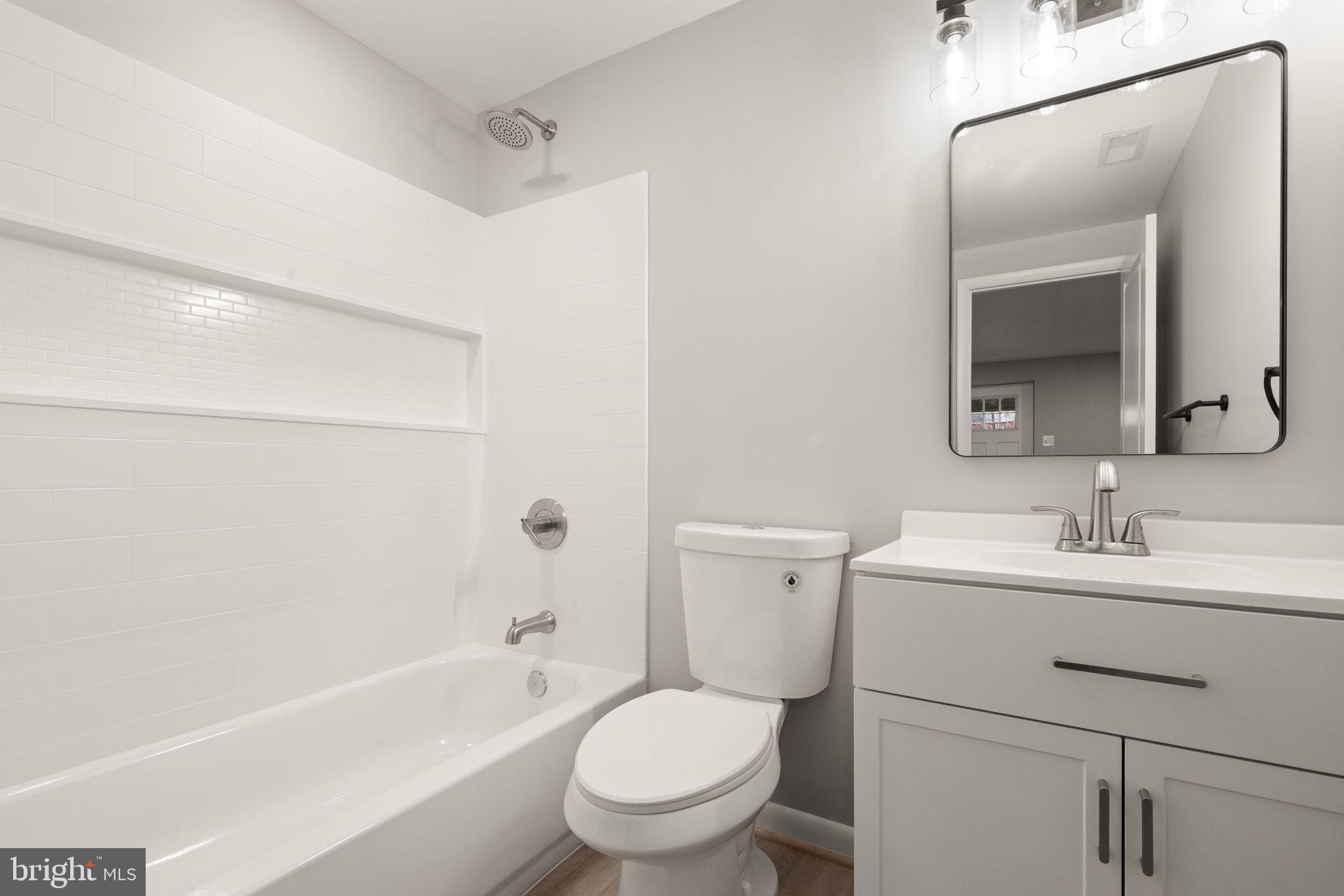 WEST SHORE - Residential