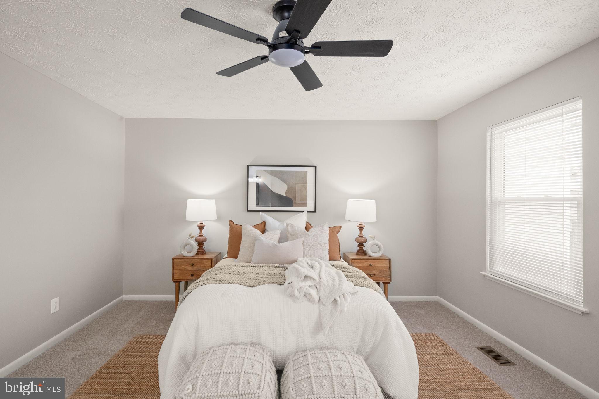 WEST SHORE - Residential