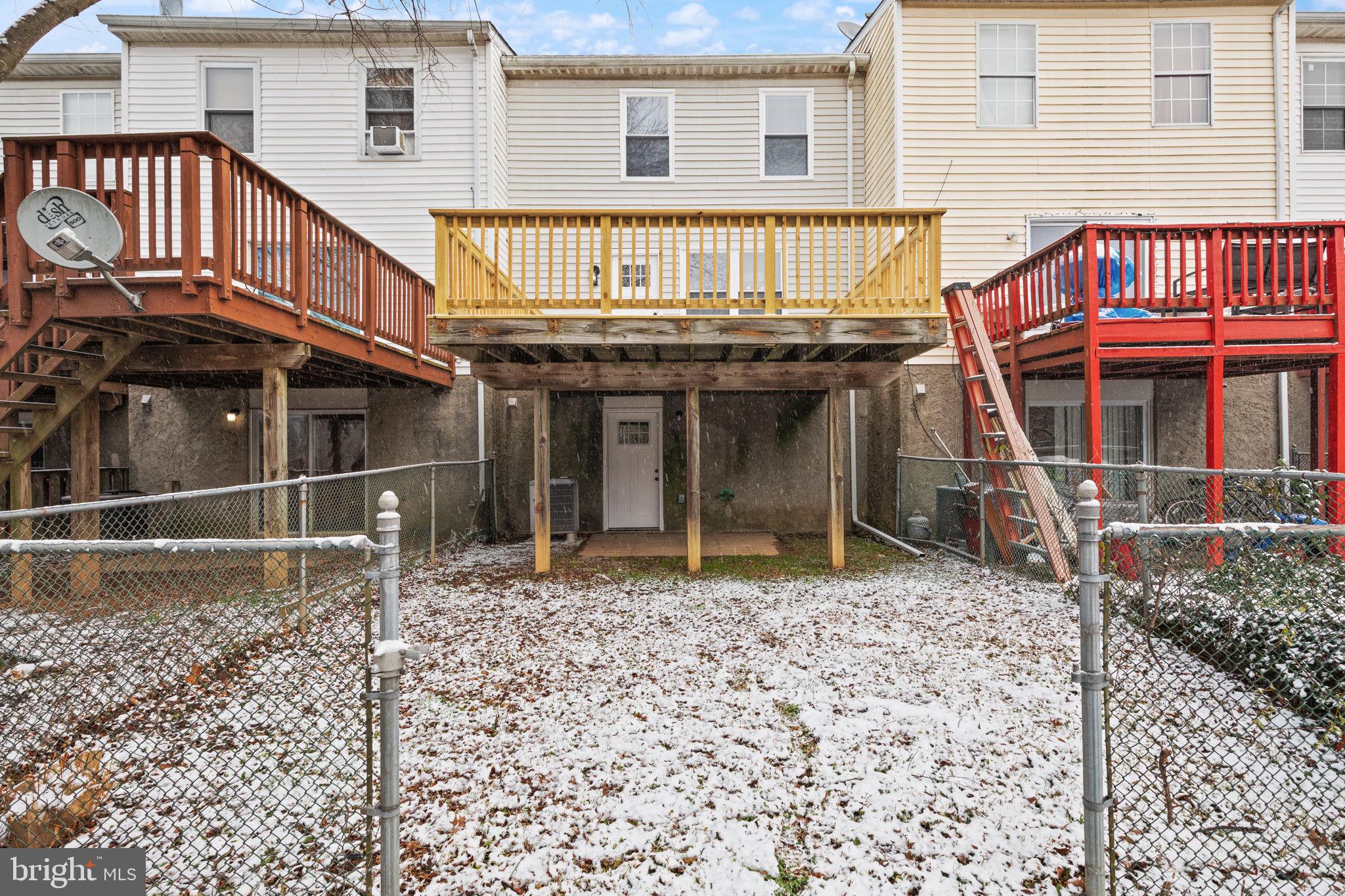 WEST SHORE - Residential