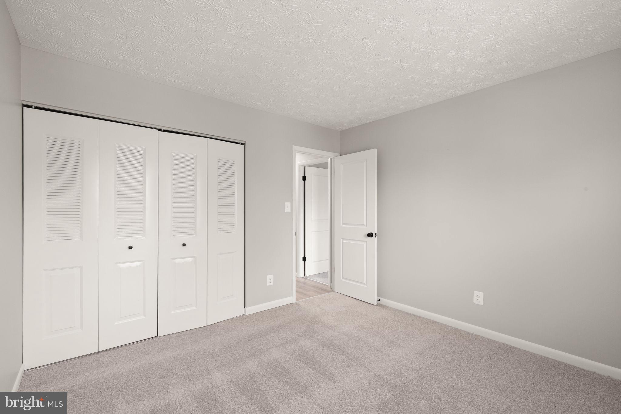 WEST SHORE - Residential