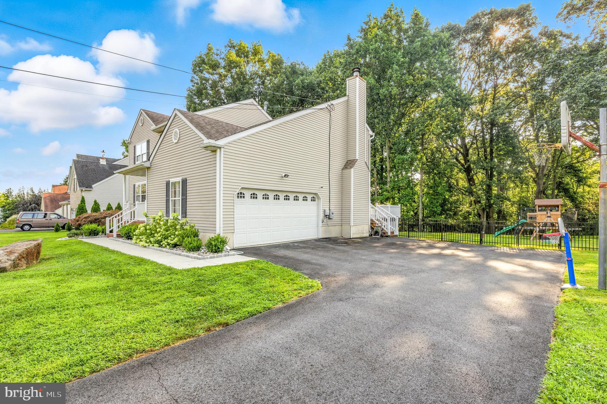 3823 FOULK ROAD