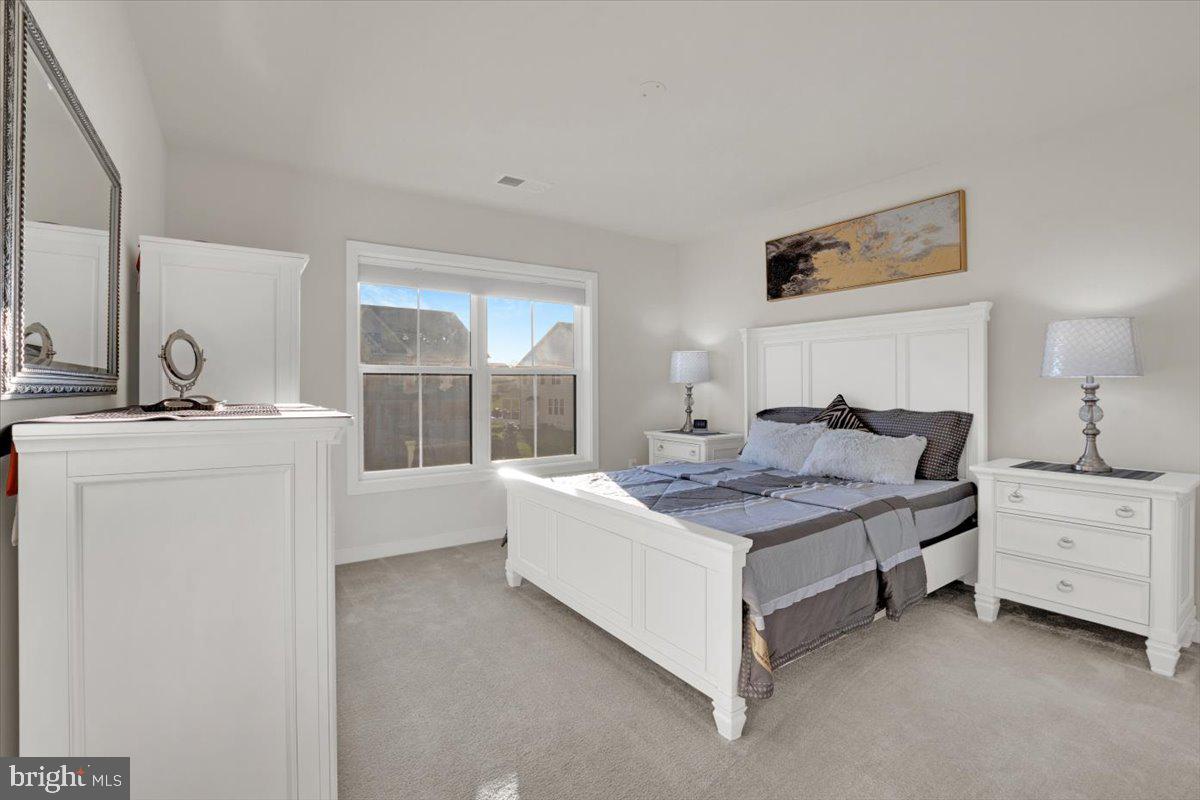 LENAH MILL - Residential