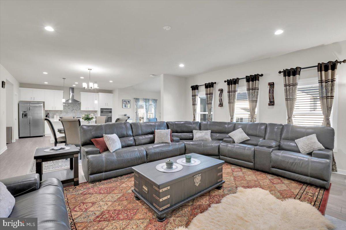 LENAH MILL - Residential