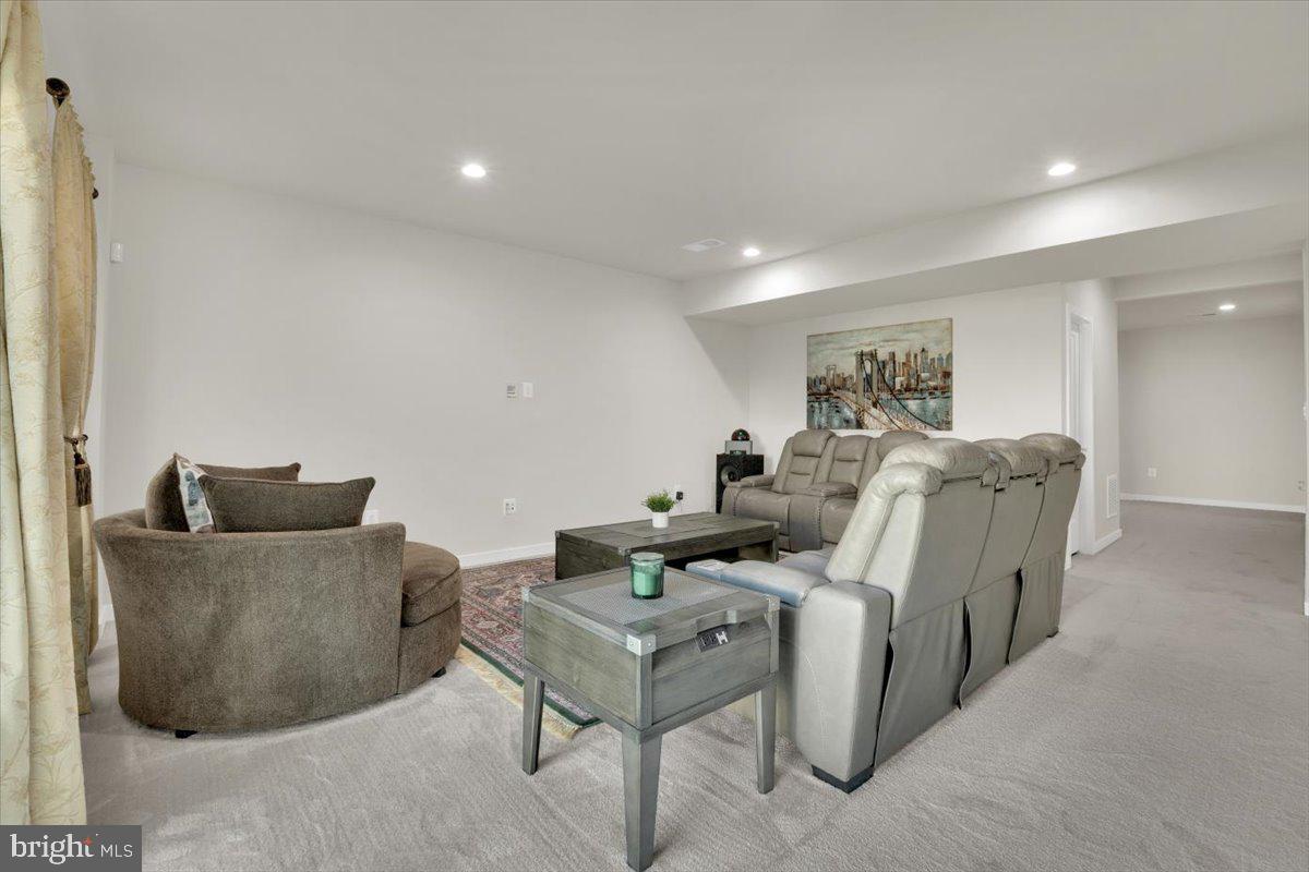 LENAH MILL - Residential