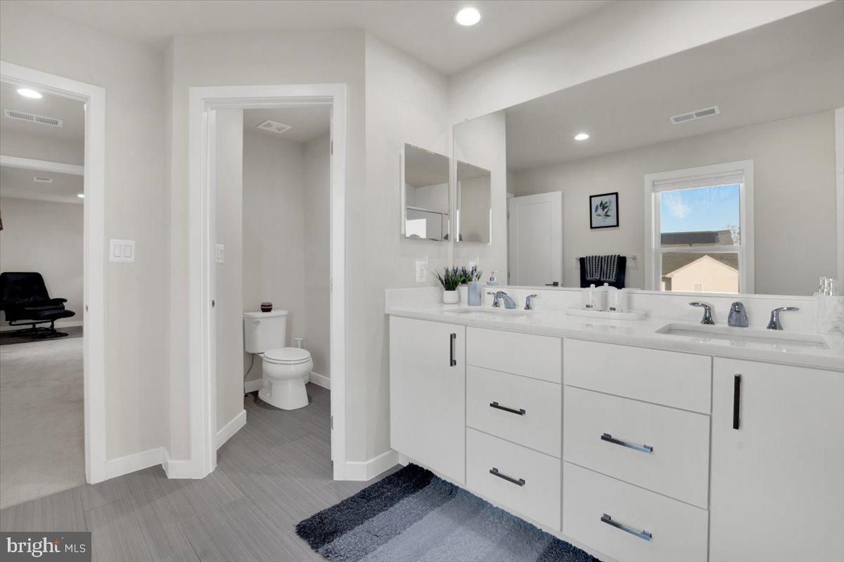 LENAH MILL - Residential