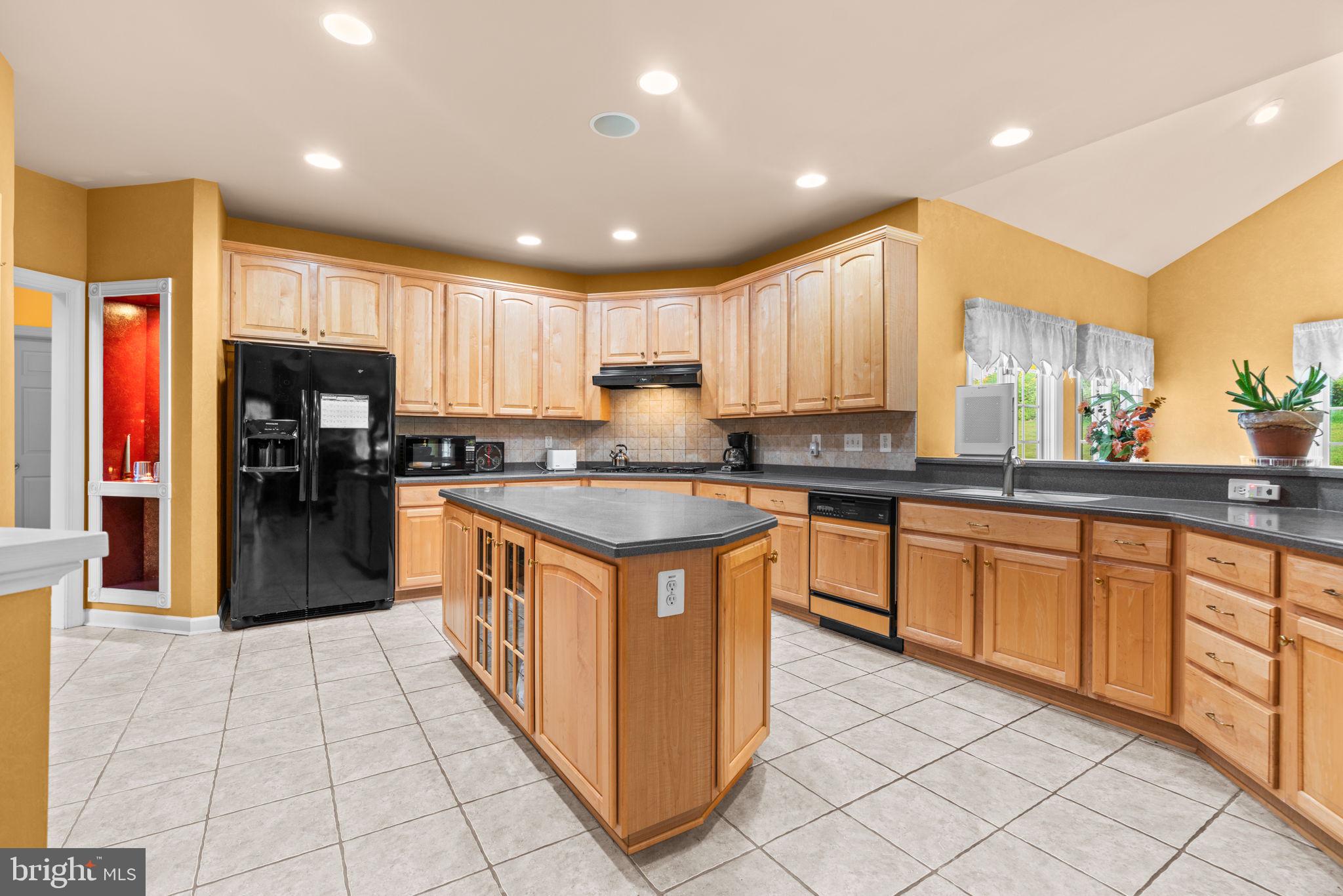 HAMPSHIRE GREENS - Residential