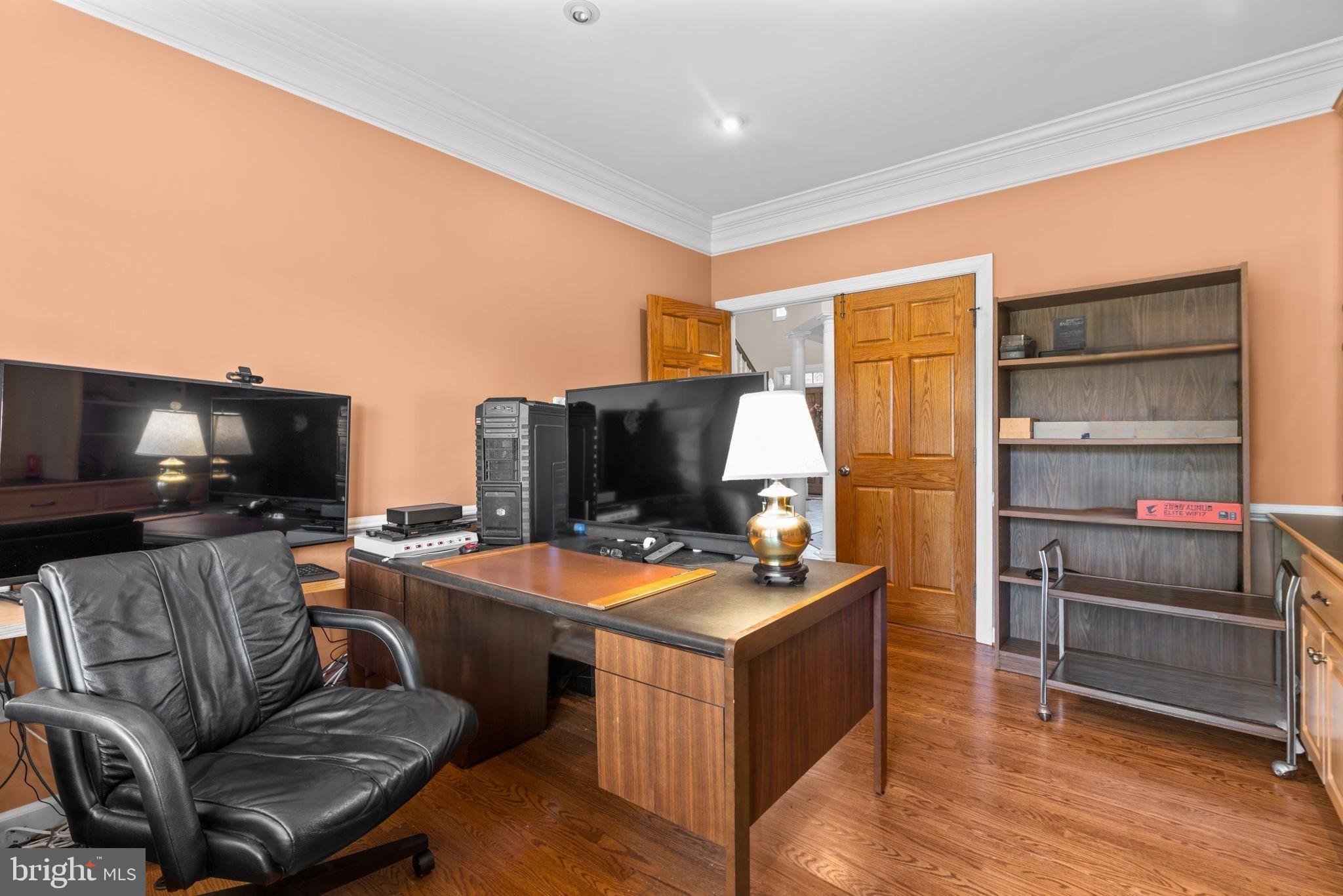 HAMPSHIRE GREENS - Residential