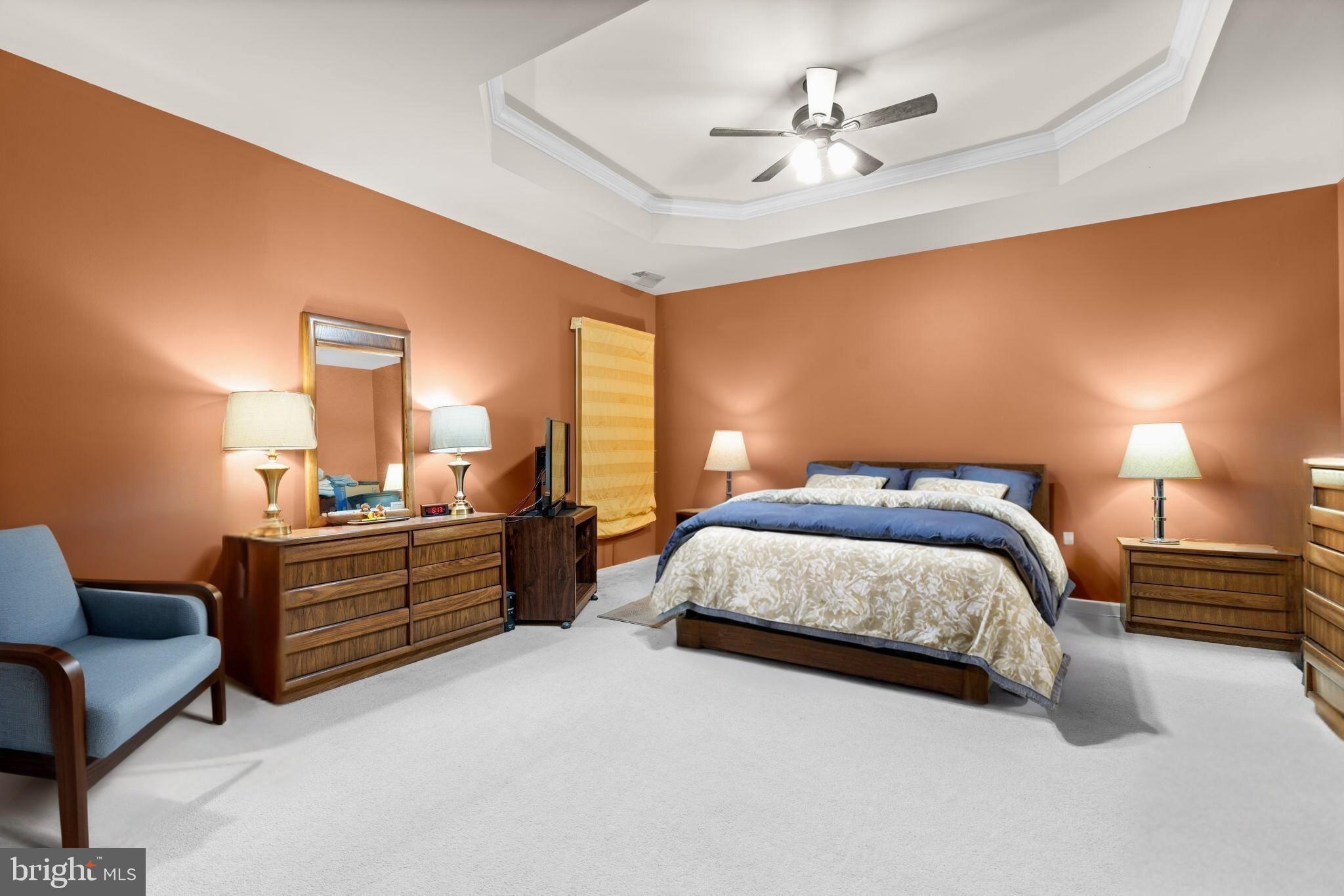 HAMPSHIRE GREENS - Residential