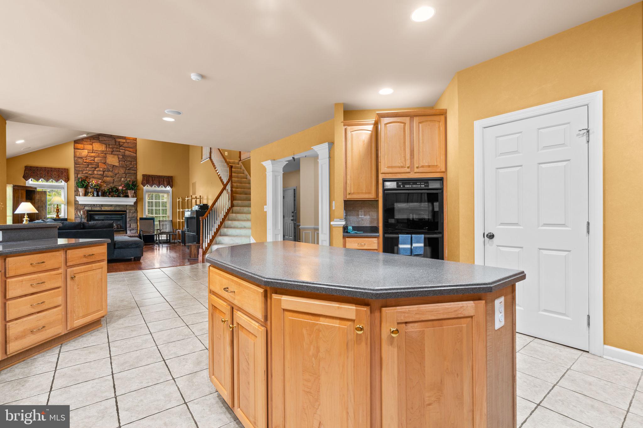 HAMPSHIRE GREENS - Residential