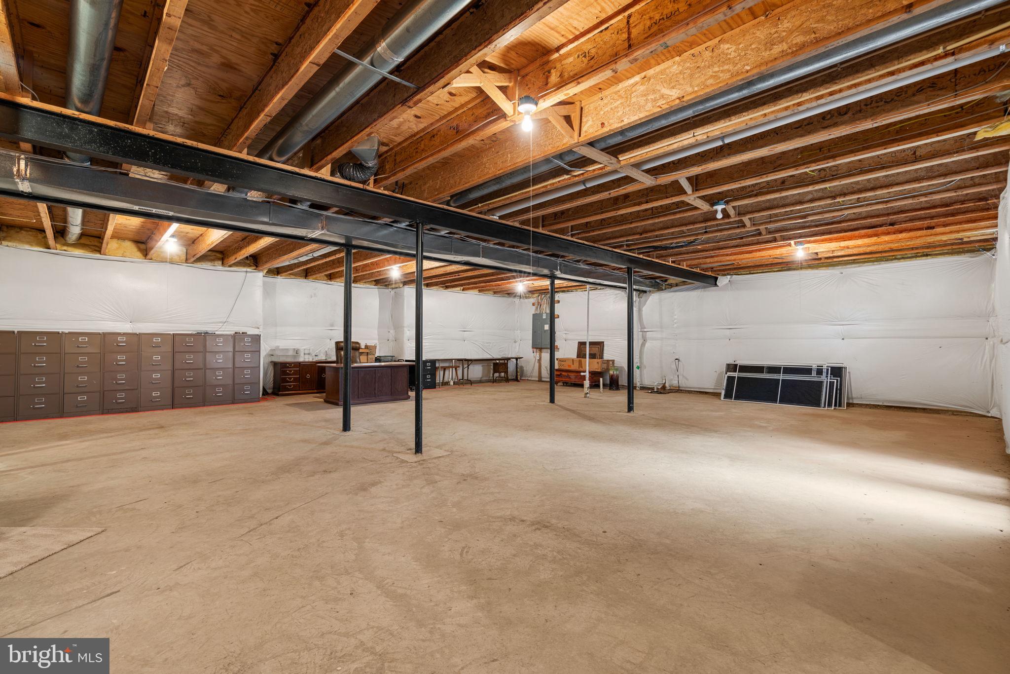 HAMPSHIRE GREENS - Residential