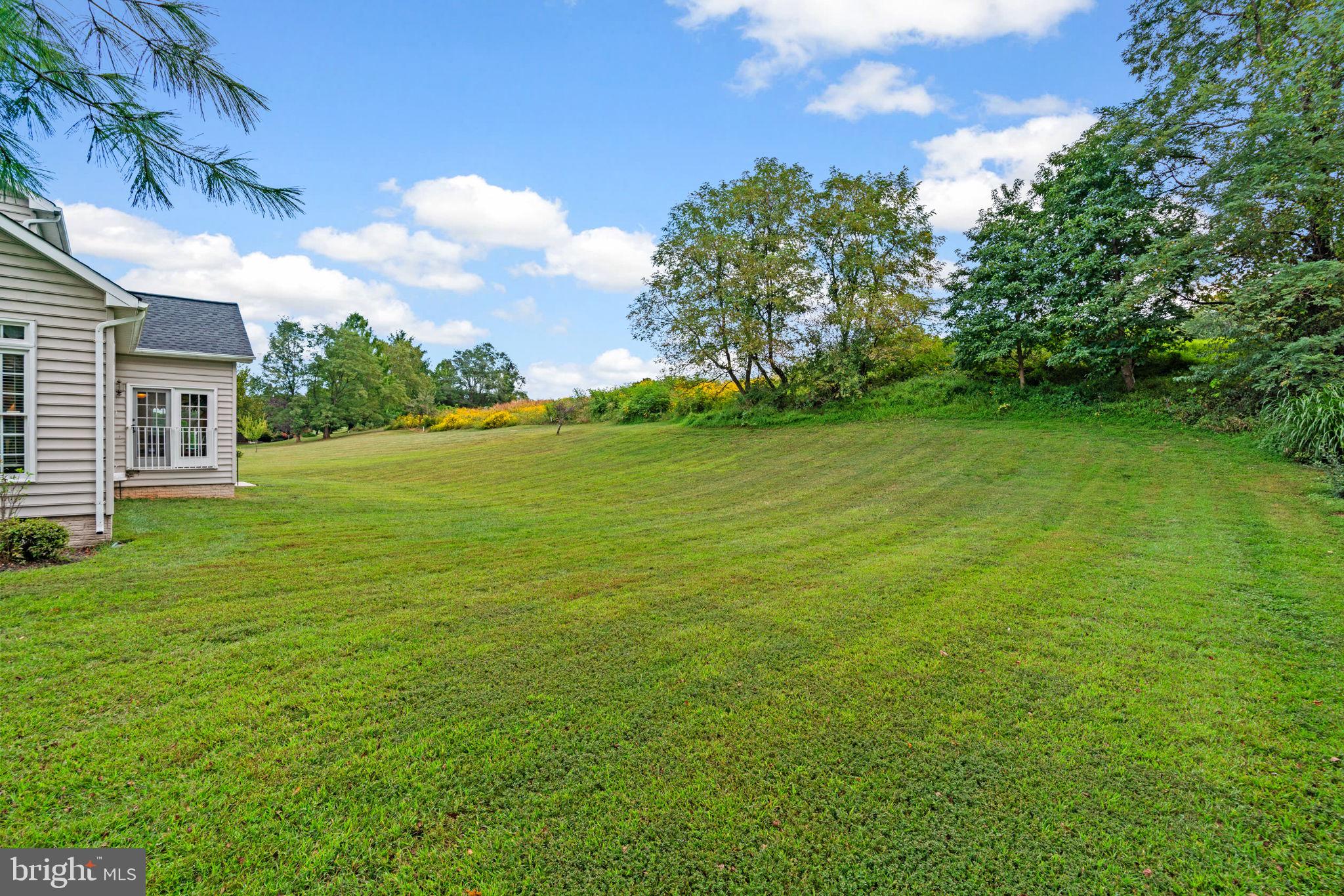 HAMPSHIRE GREENS - Residential