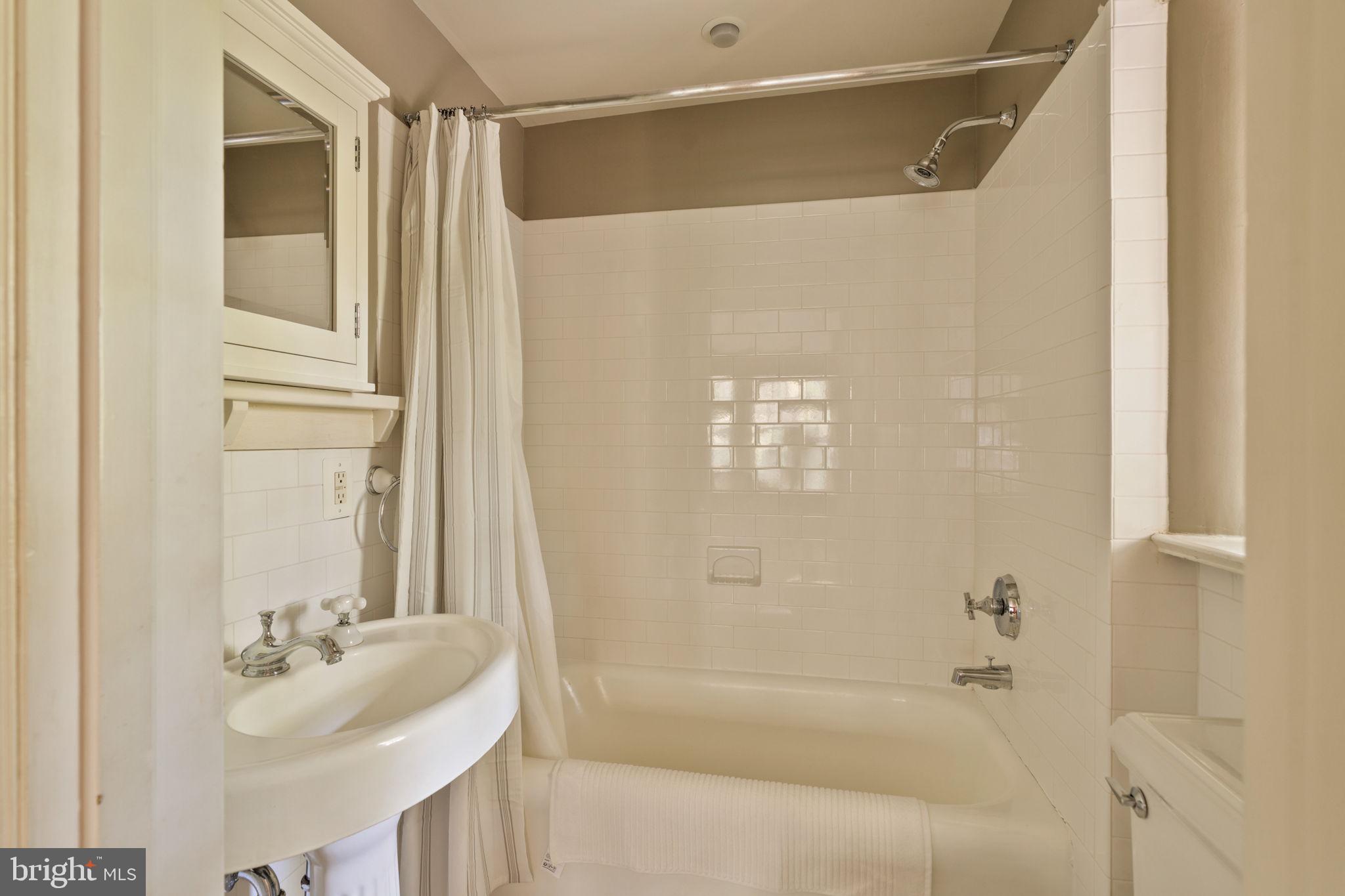 MERION - Residential