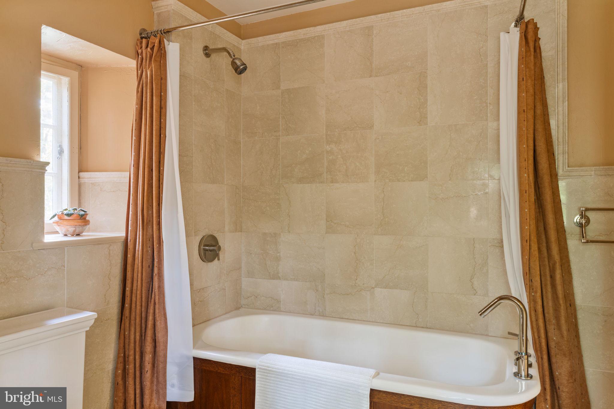 MERION - Residential