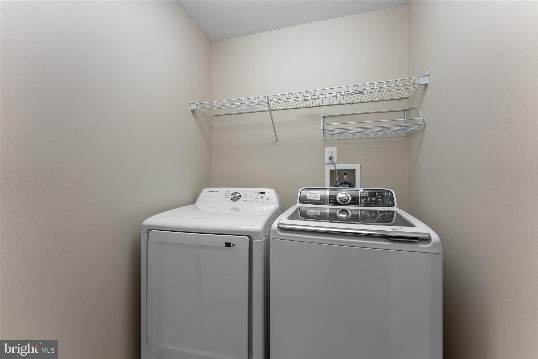 SUFFIELD MEADOWS - Residential