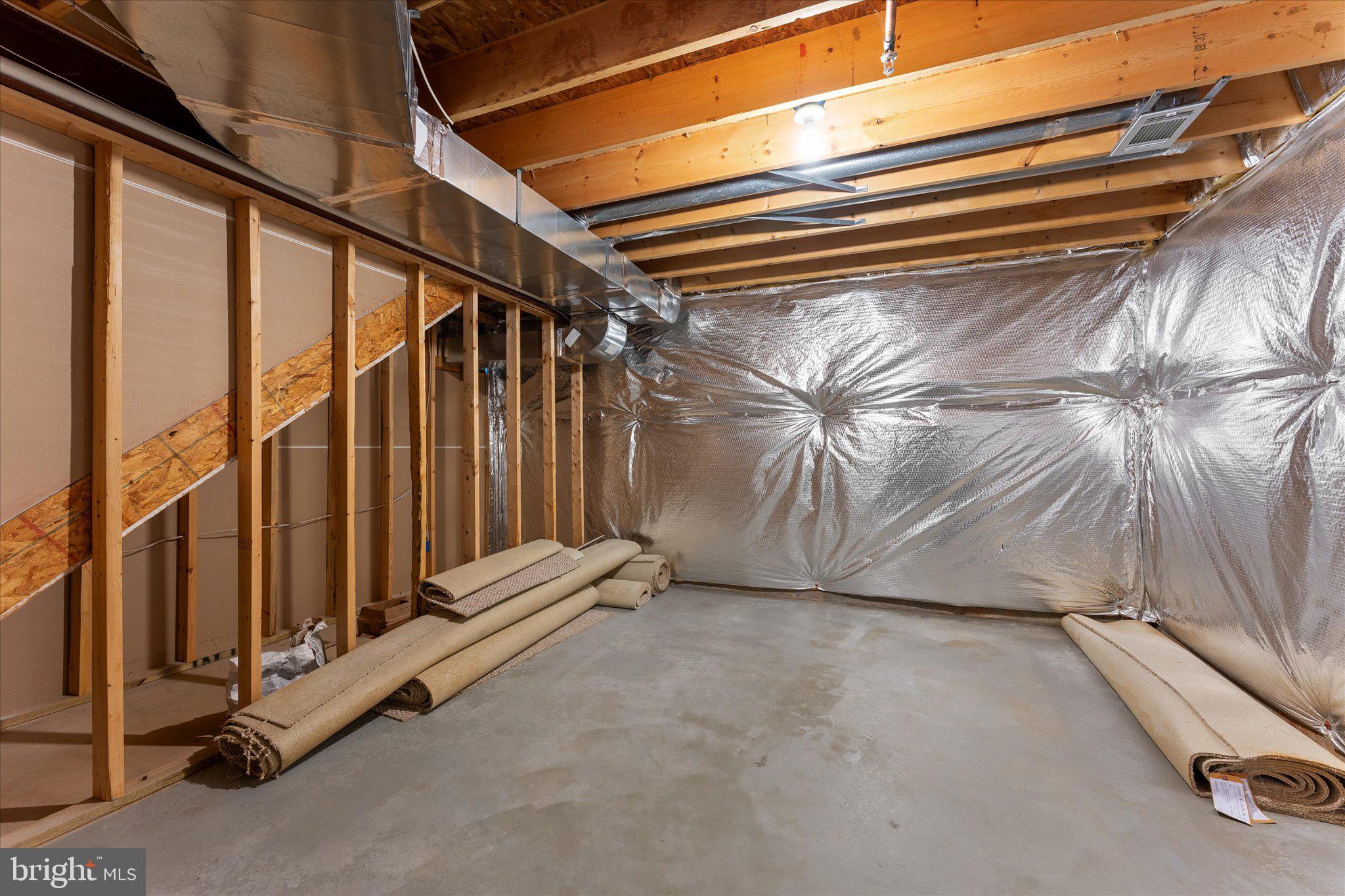 SUFFIELD MEADOWS - Residential