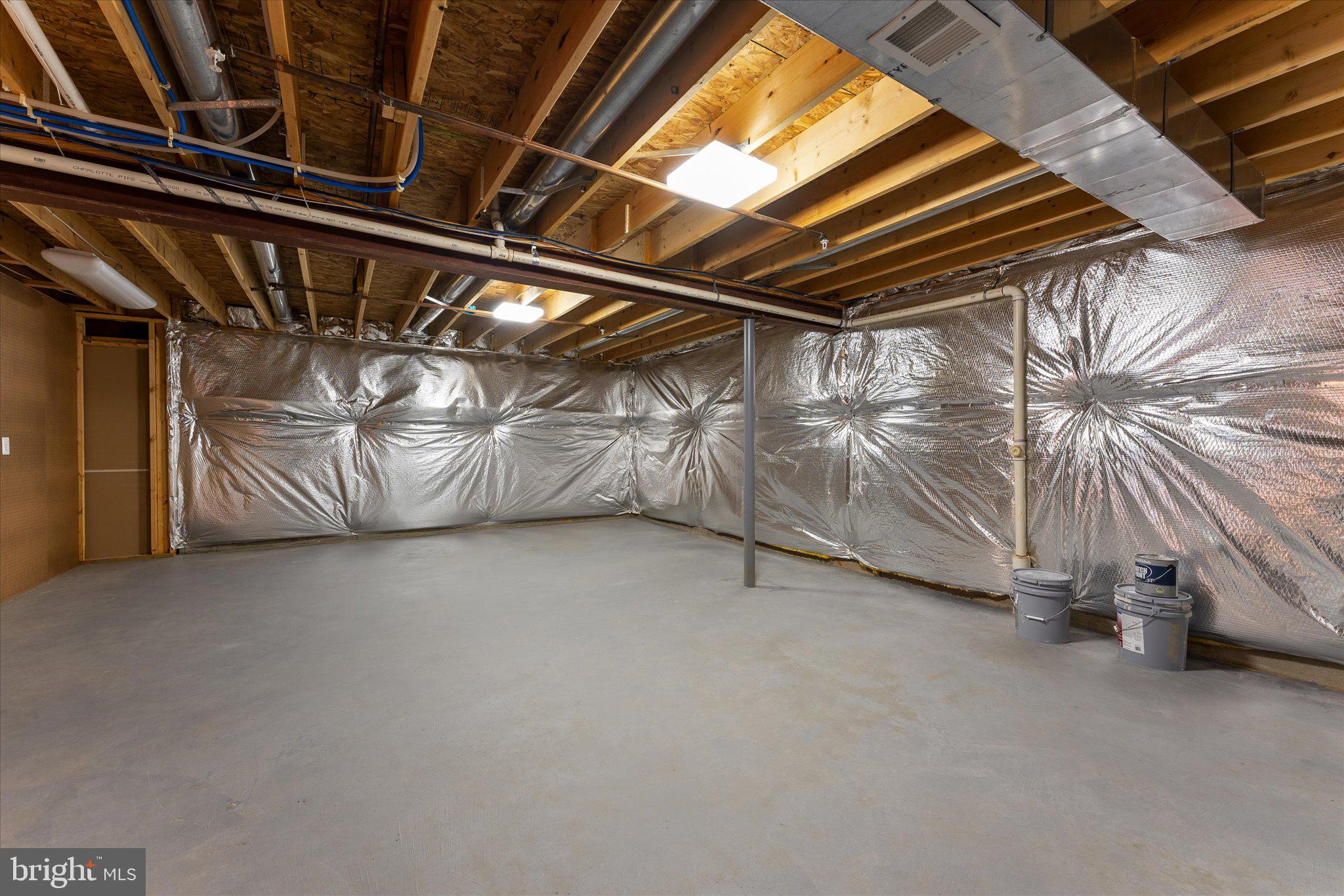 SUFFIELD MEADOWS - Residential