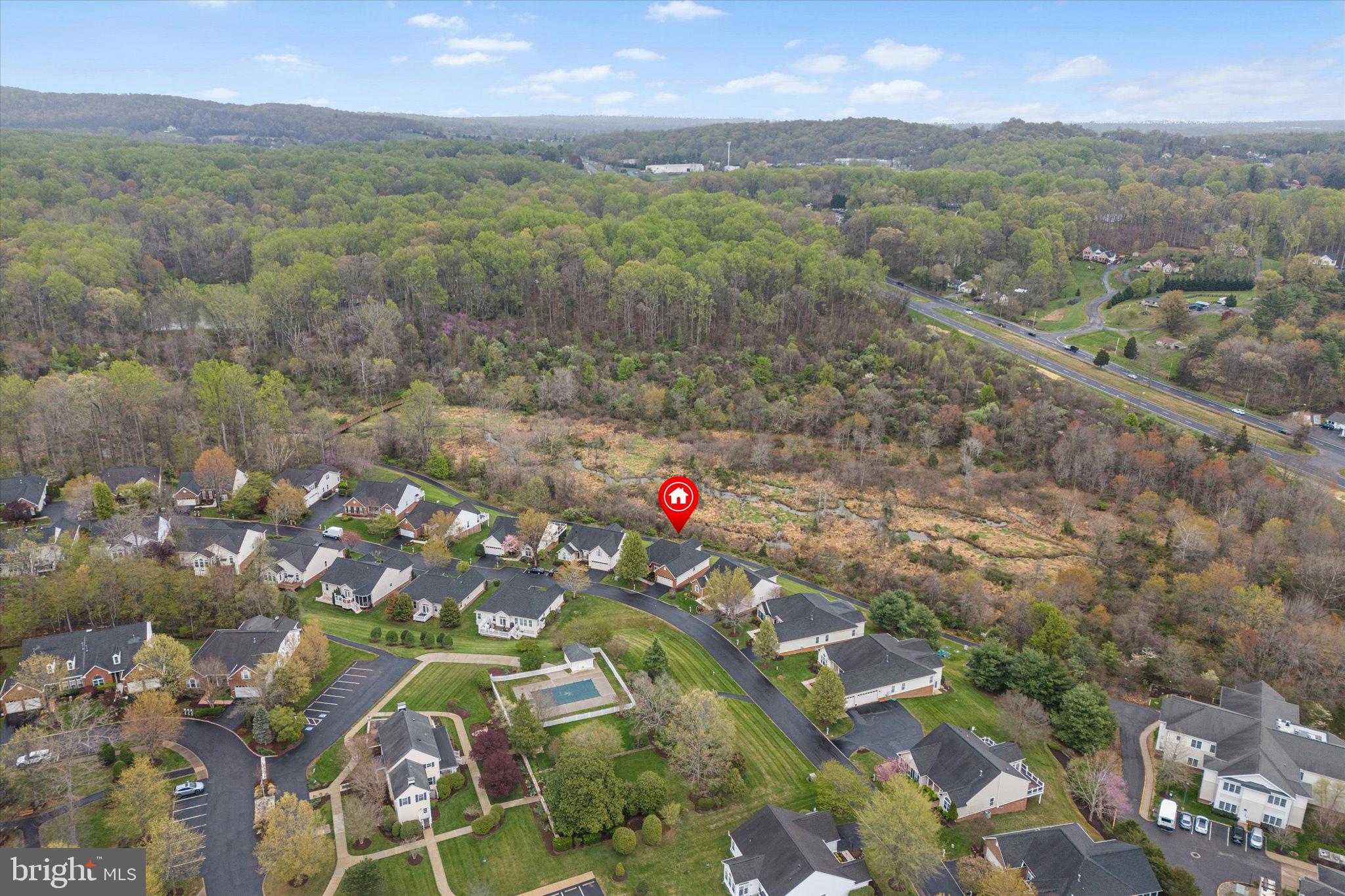 SUFFIELD MEADOWS - Residential